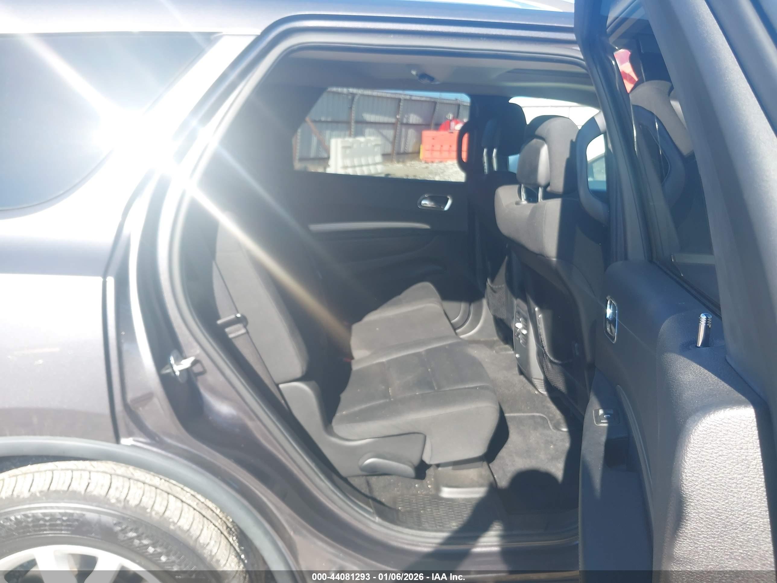 DODGE DURANGO image 8