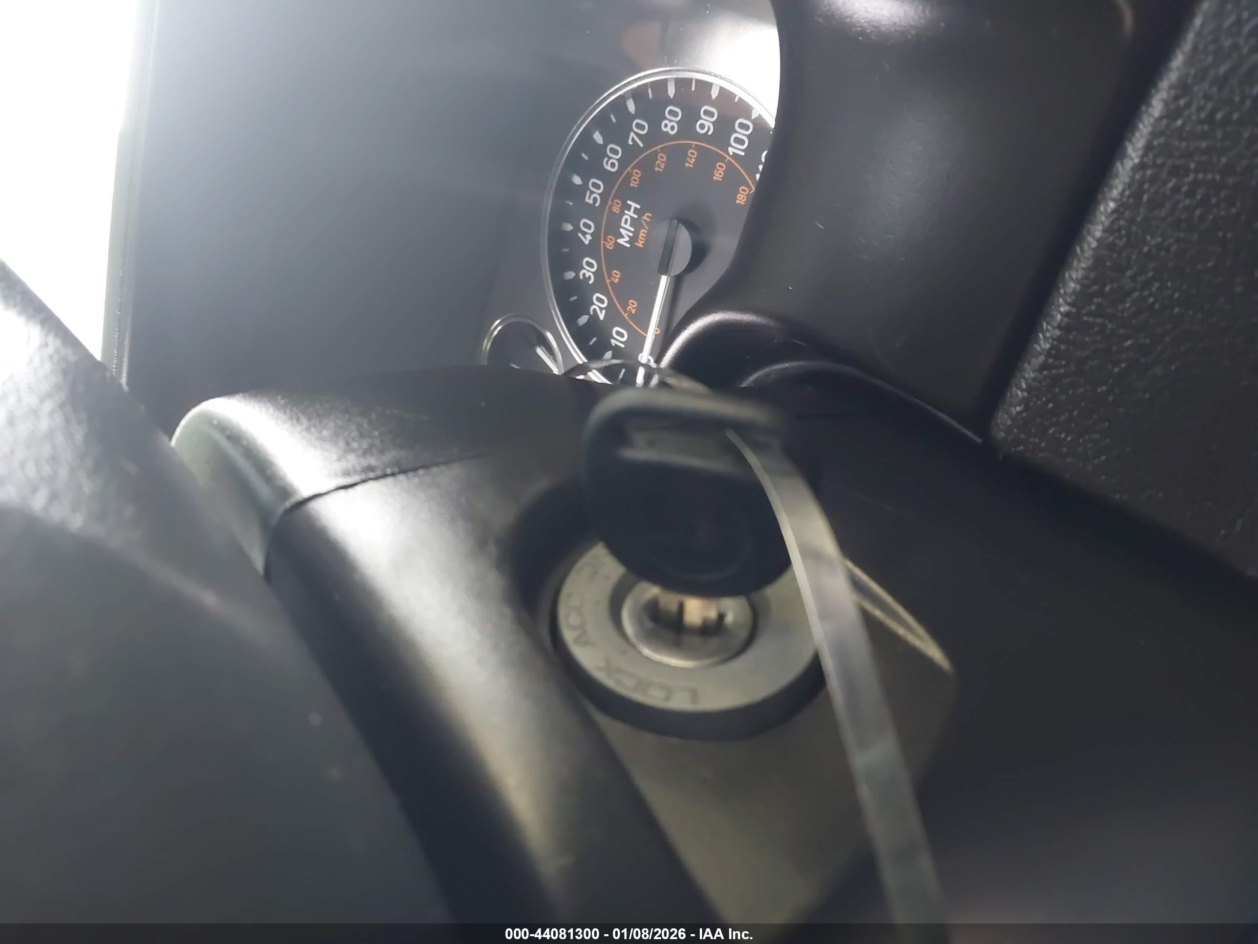 HUMMER H3 image 11