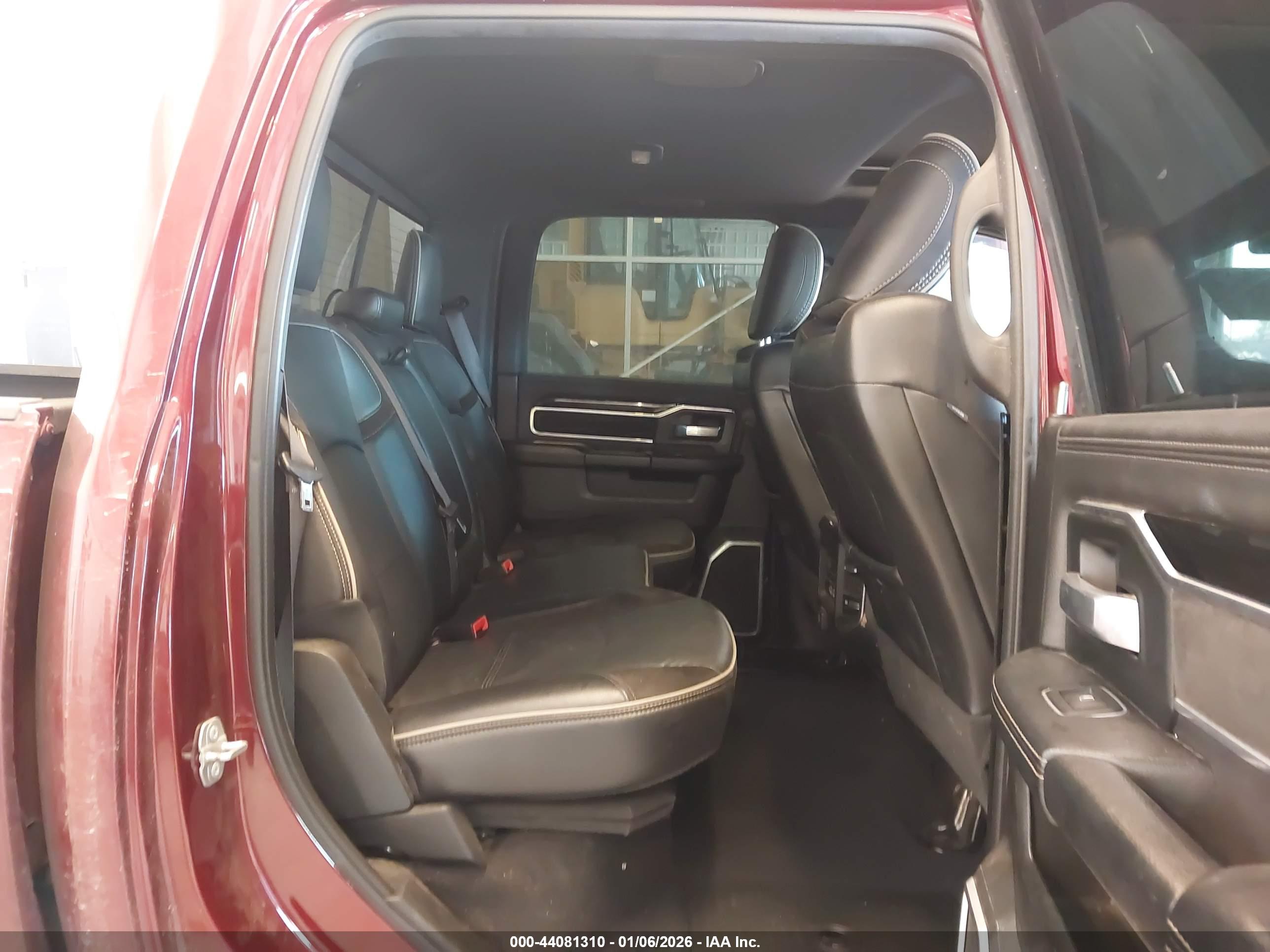 RAM 2500 image 8
