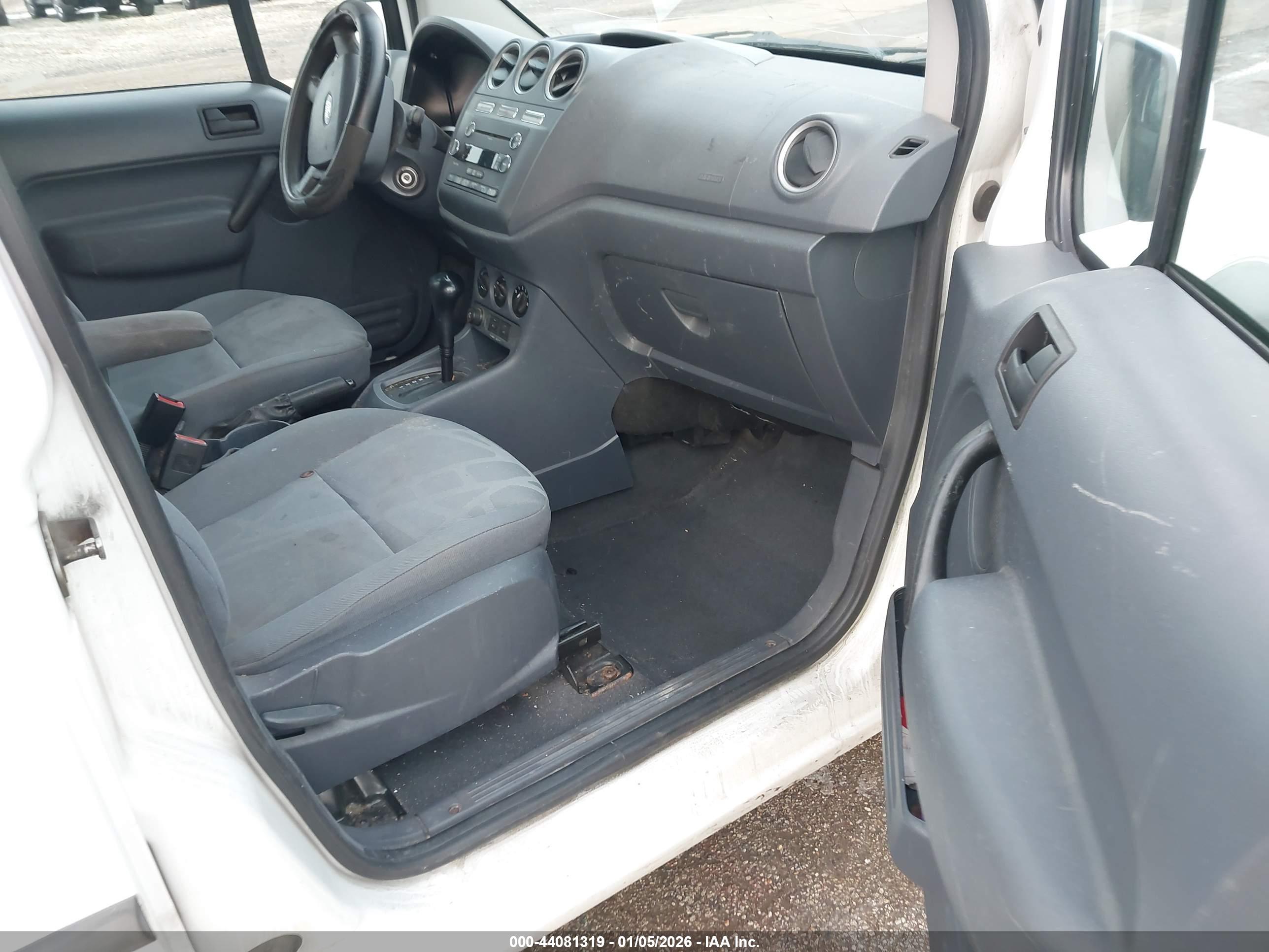 FORD TRANSIT image 5