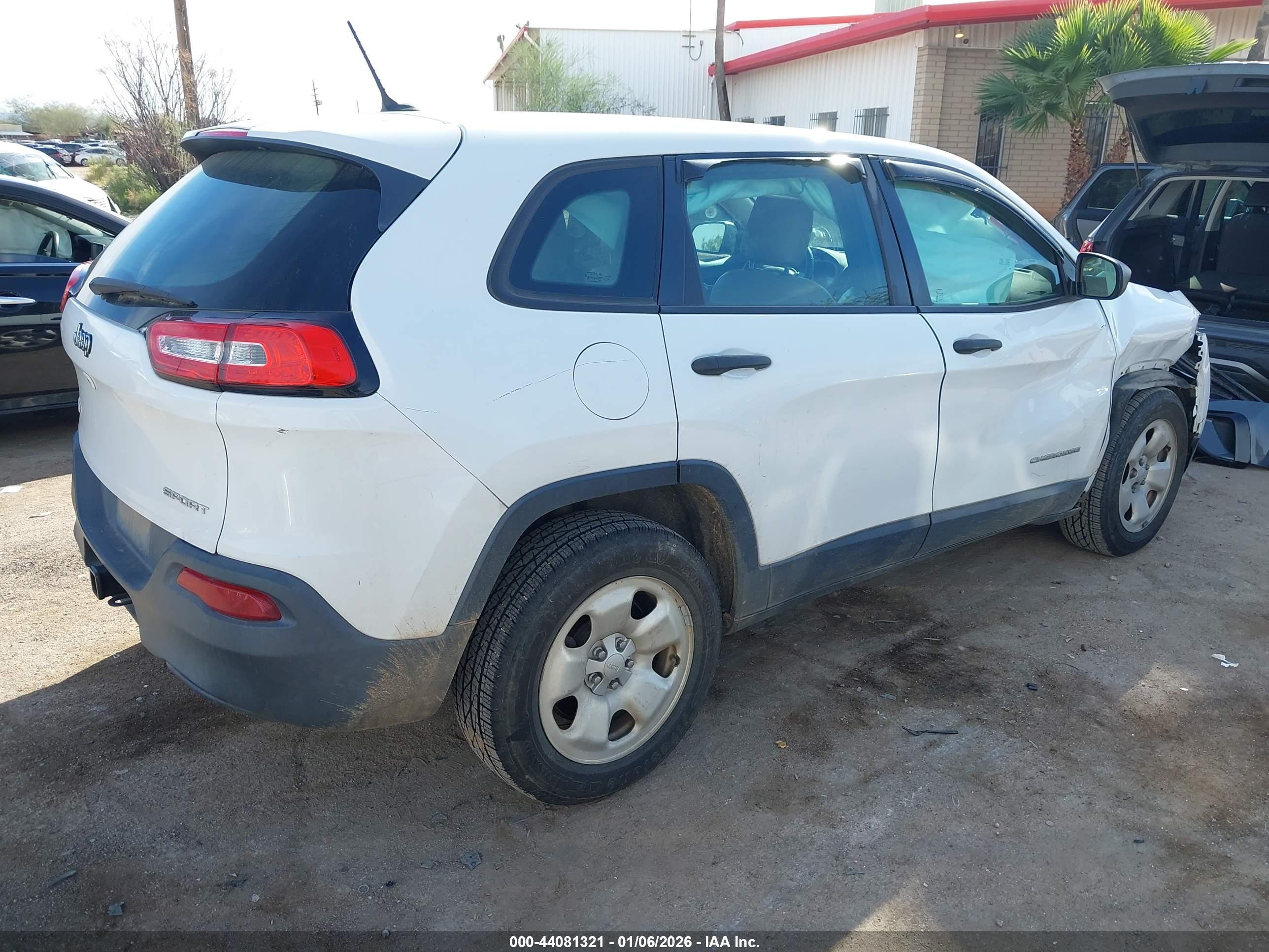 JEEP CHEROKEE image 4