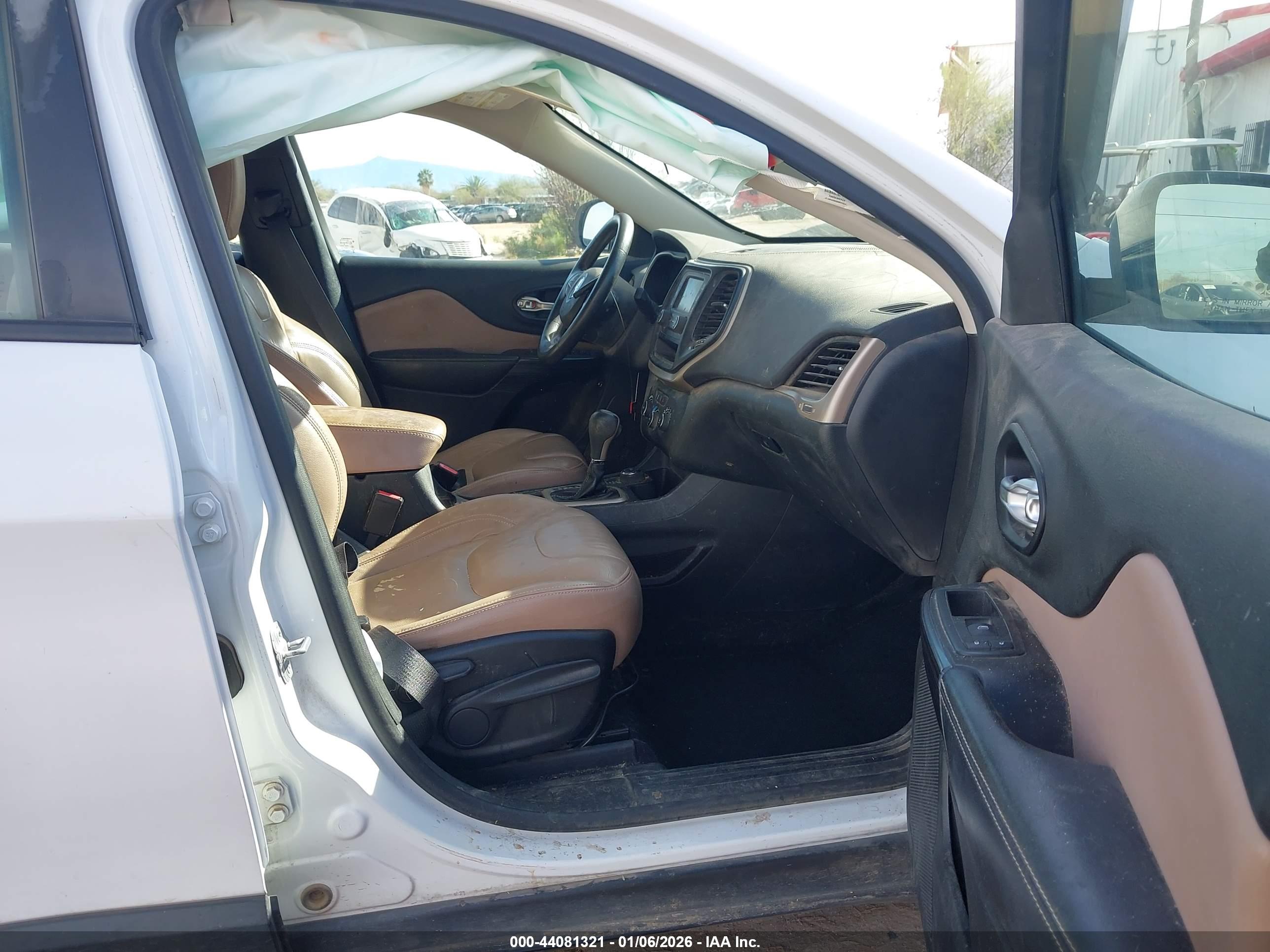 JEEP CHEROKEE image 5