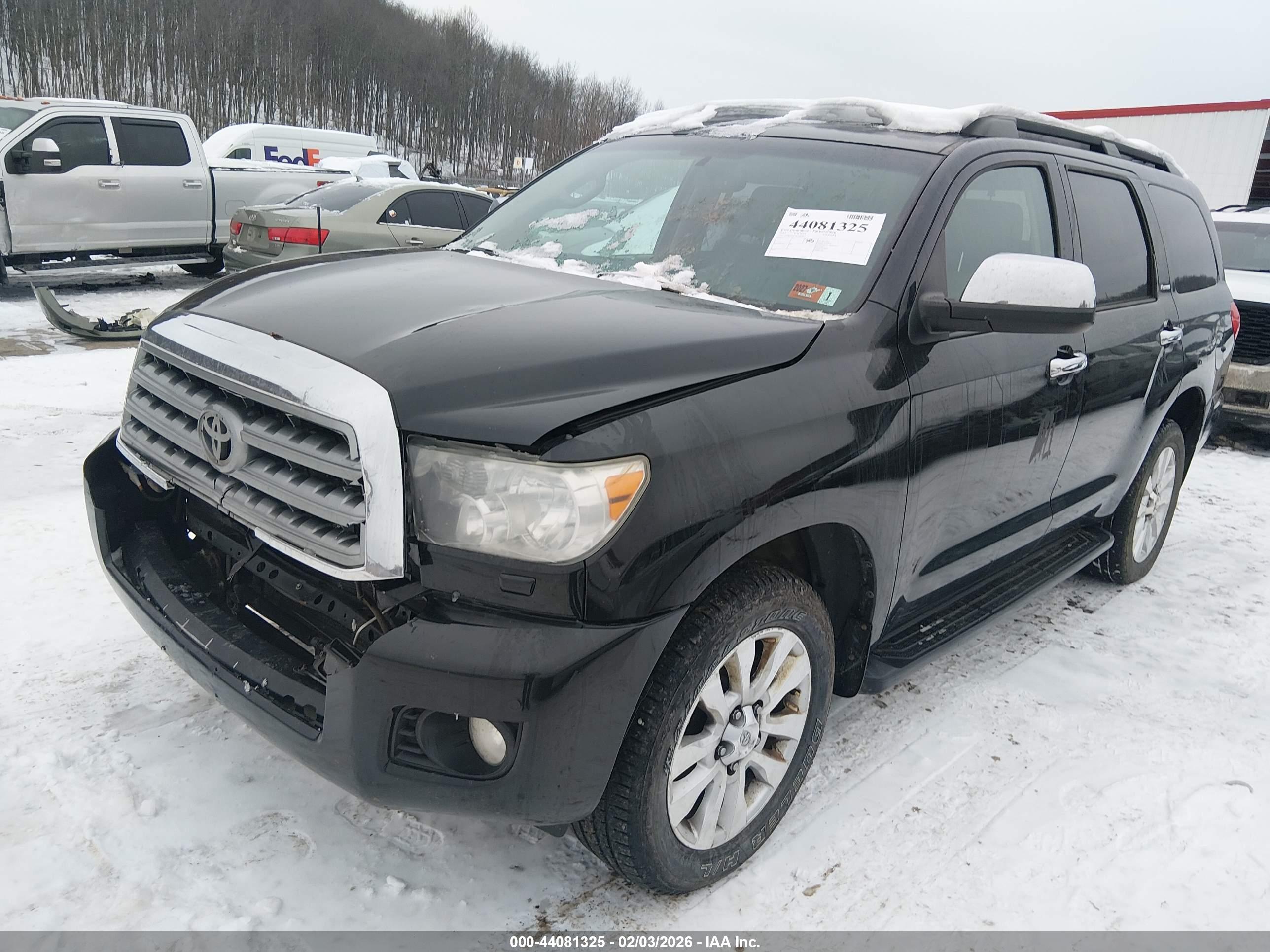 TOYOTA SEQUOIA image 2