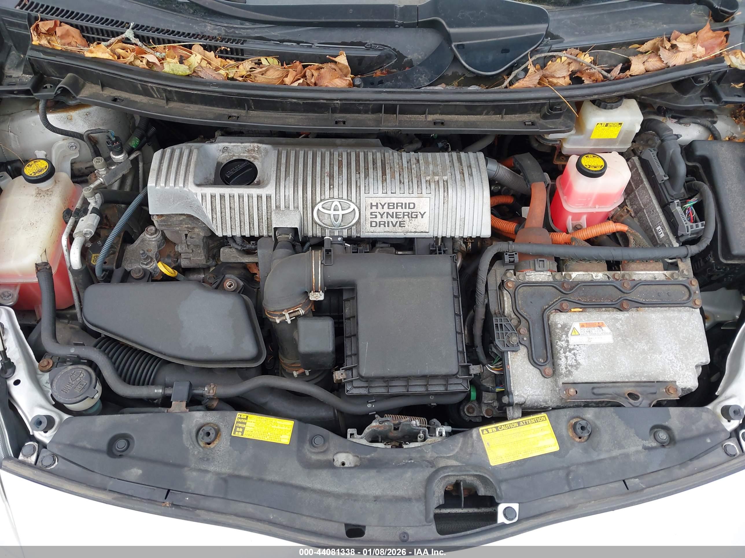 TOYOTA PRIUS image 10