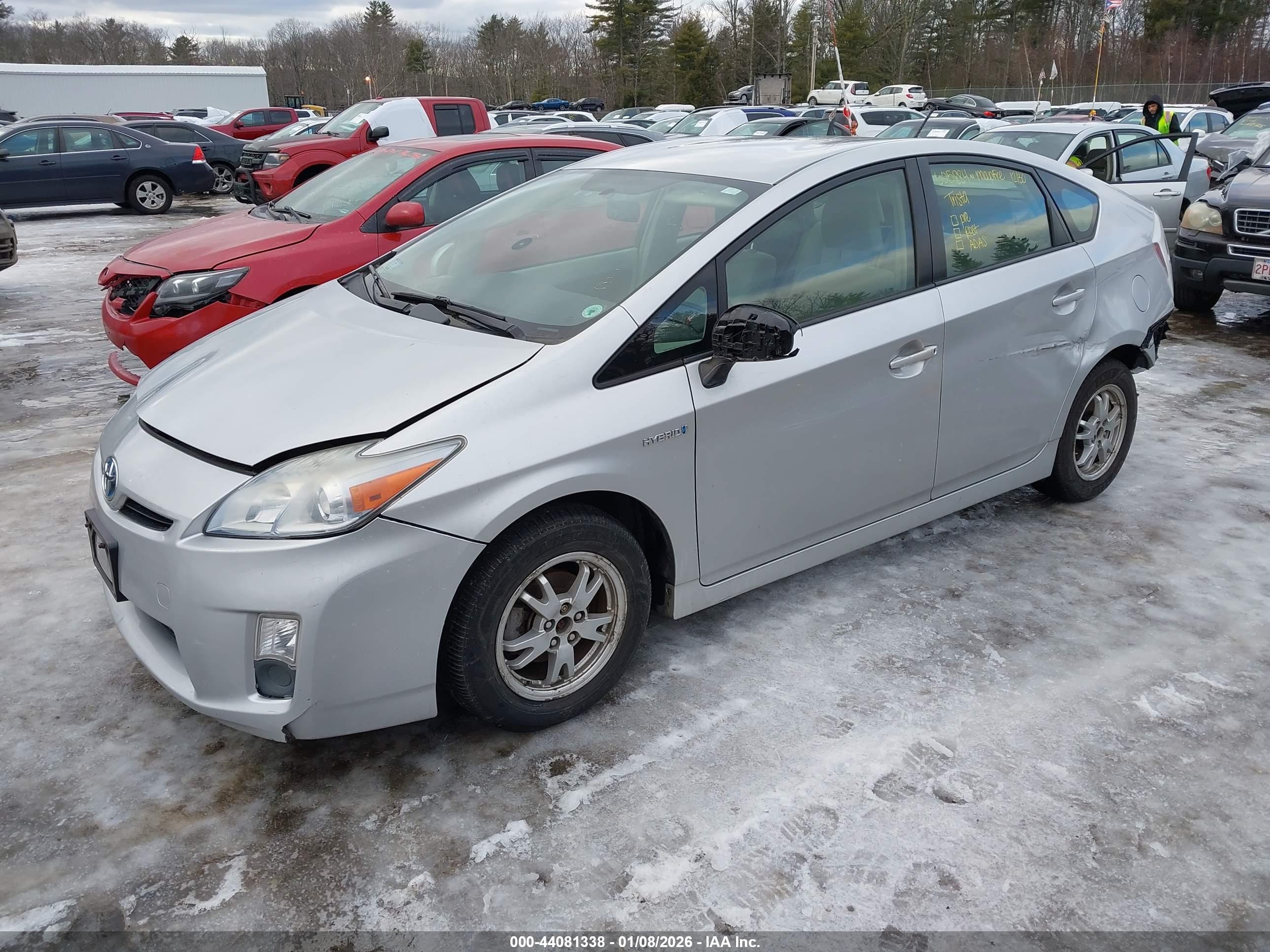 TOYOTA PRIUS image 2
