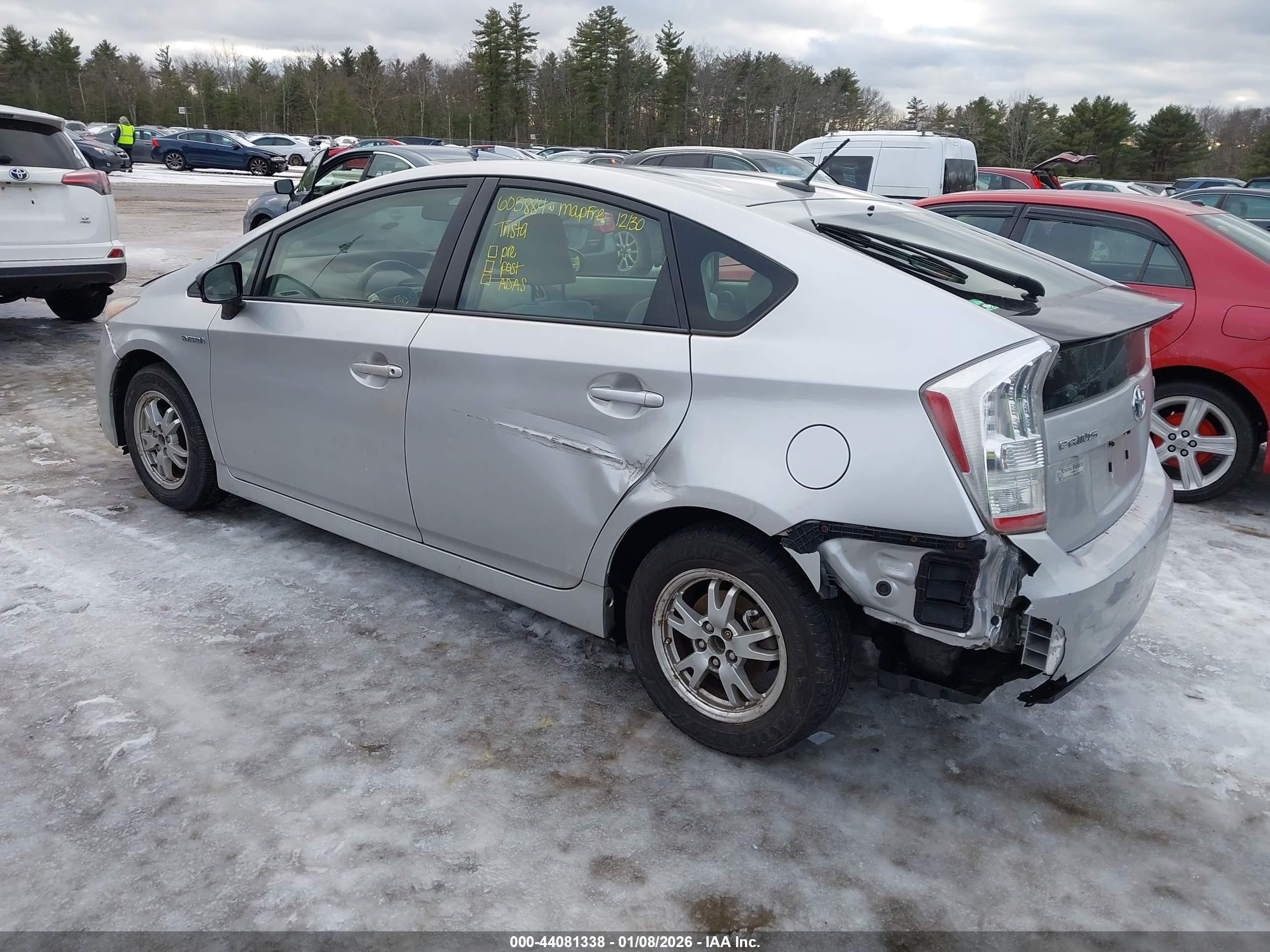 TOYOTA PRIUS image 3