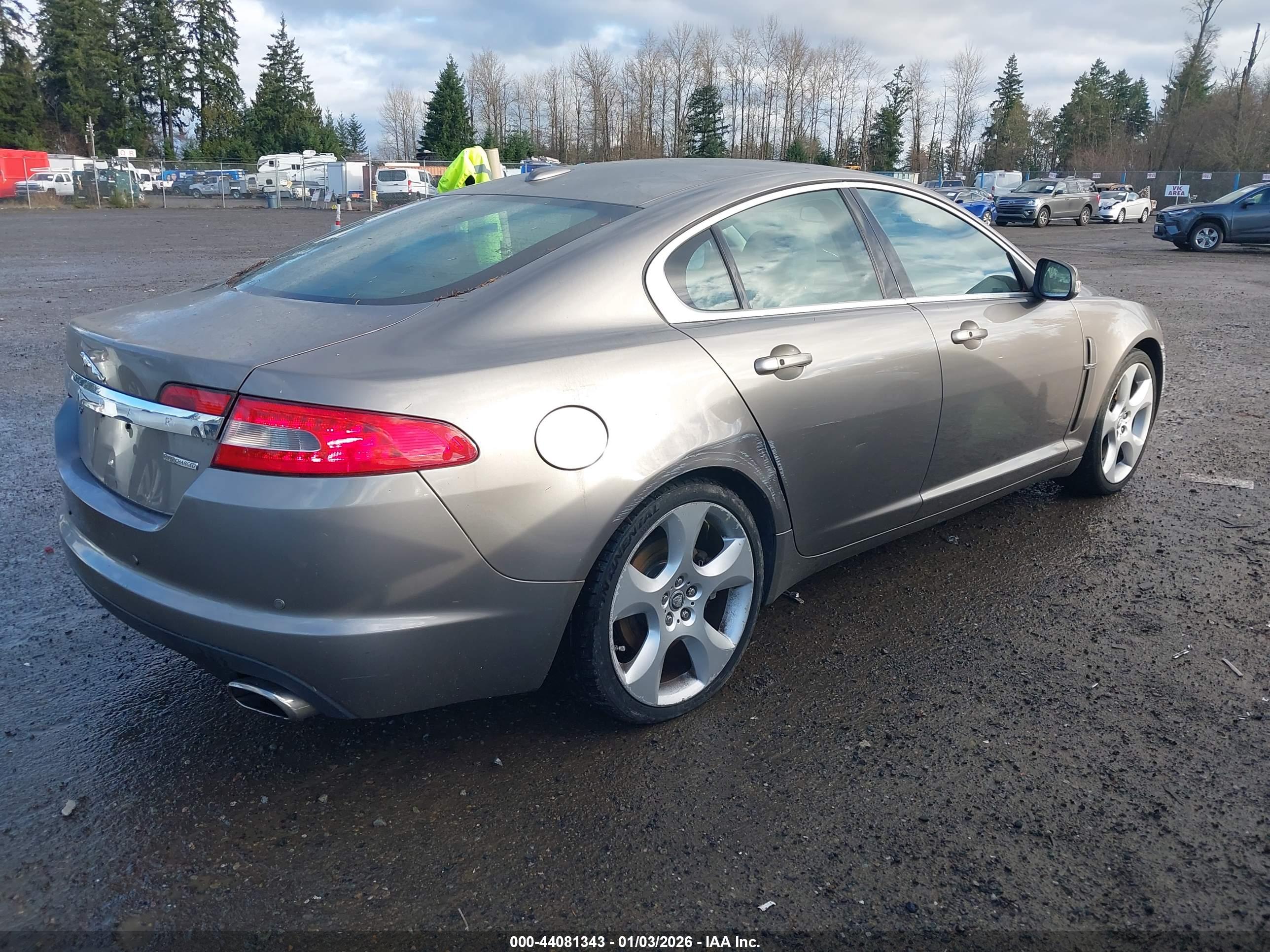 JAGUAR XF image 4