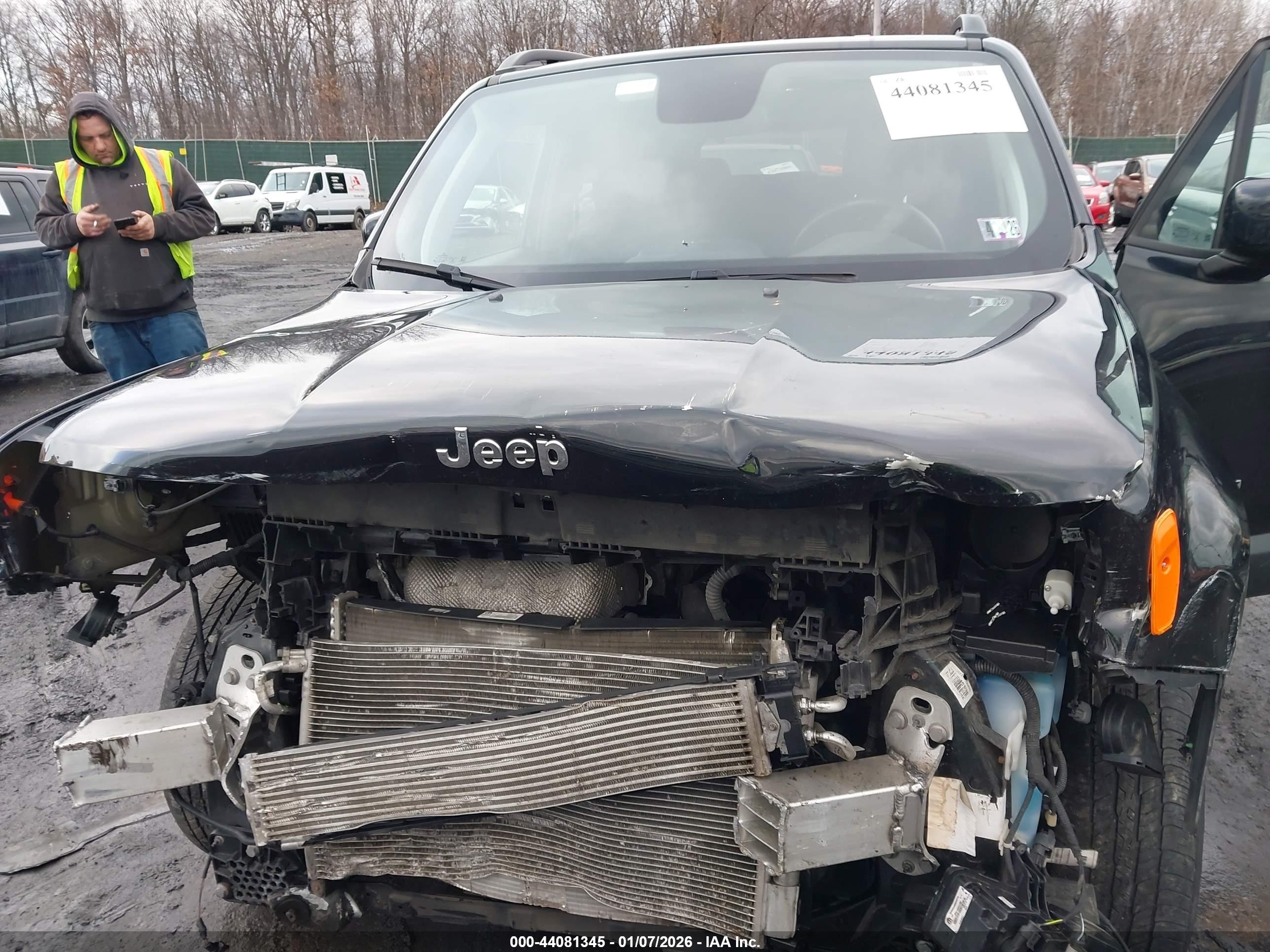 JEEP RENEGADE image 6