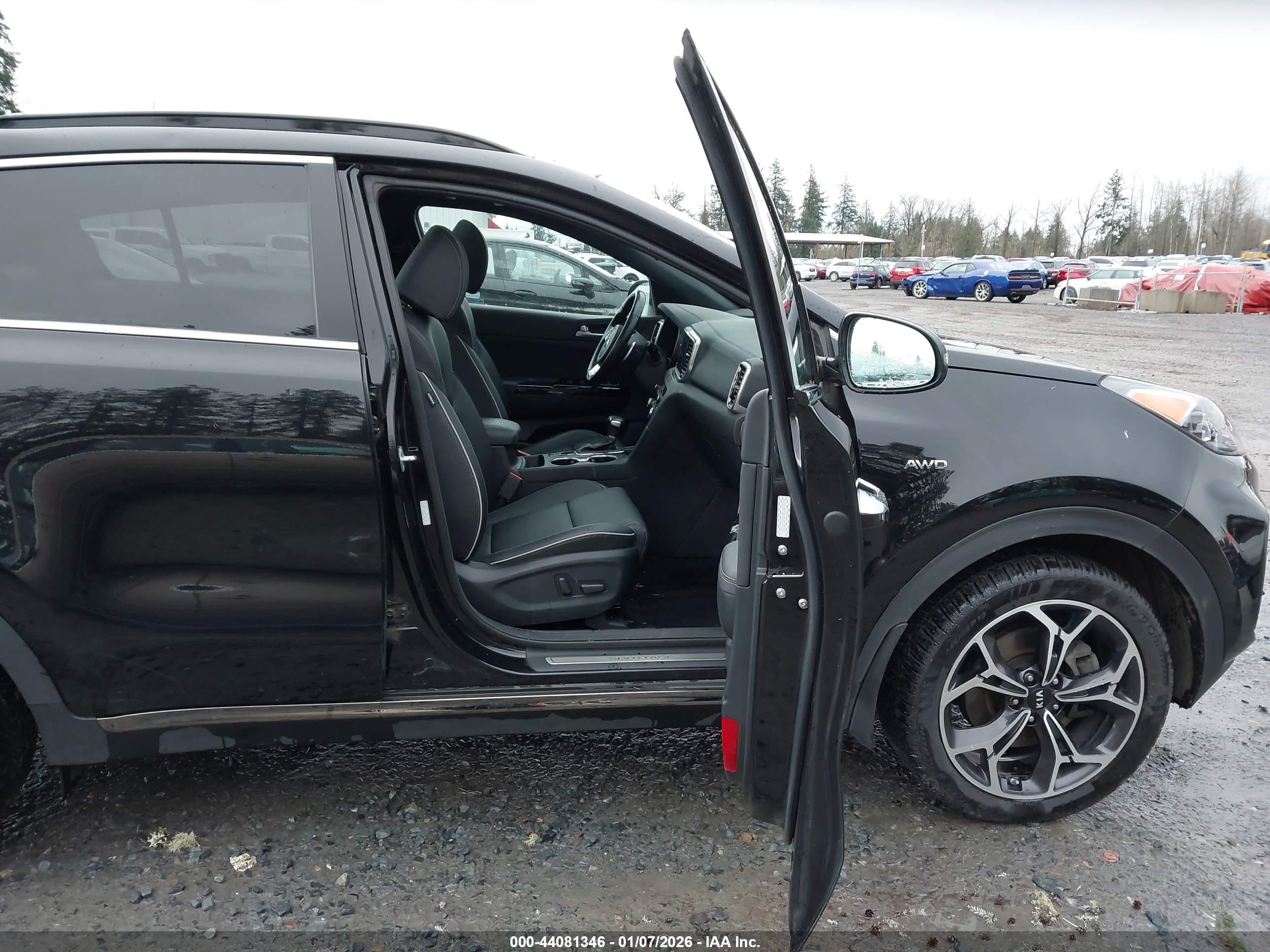 KIA SPORTAGE image 5