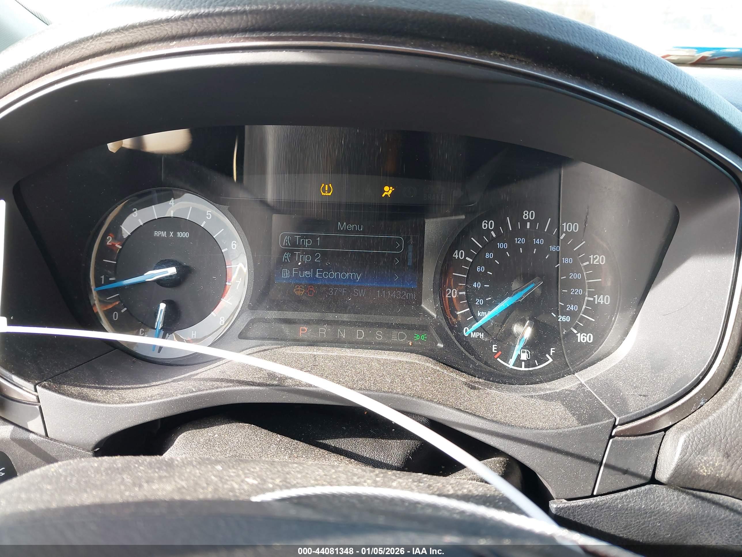 FORD FUSION image 7