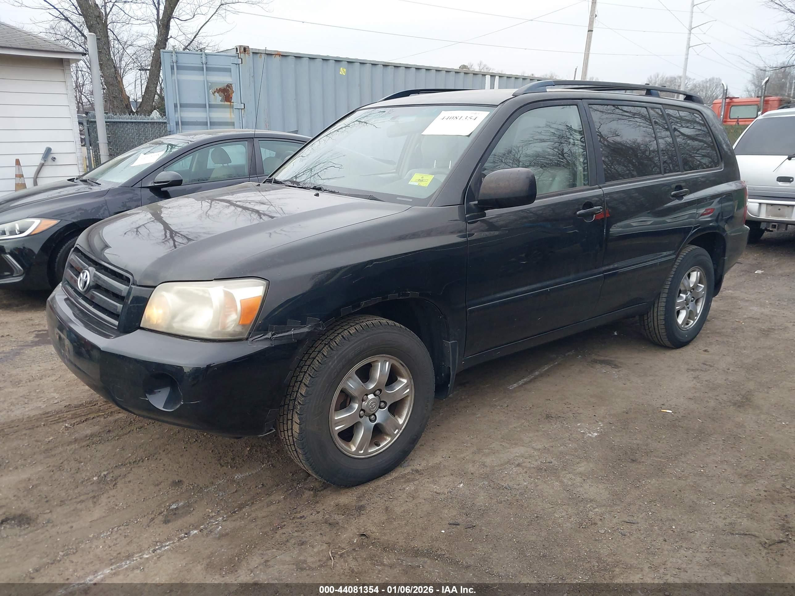 TOYOTA HIGHLANDER image 2