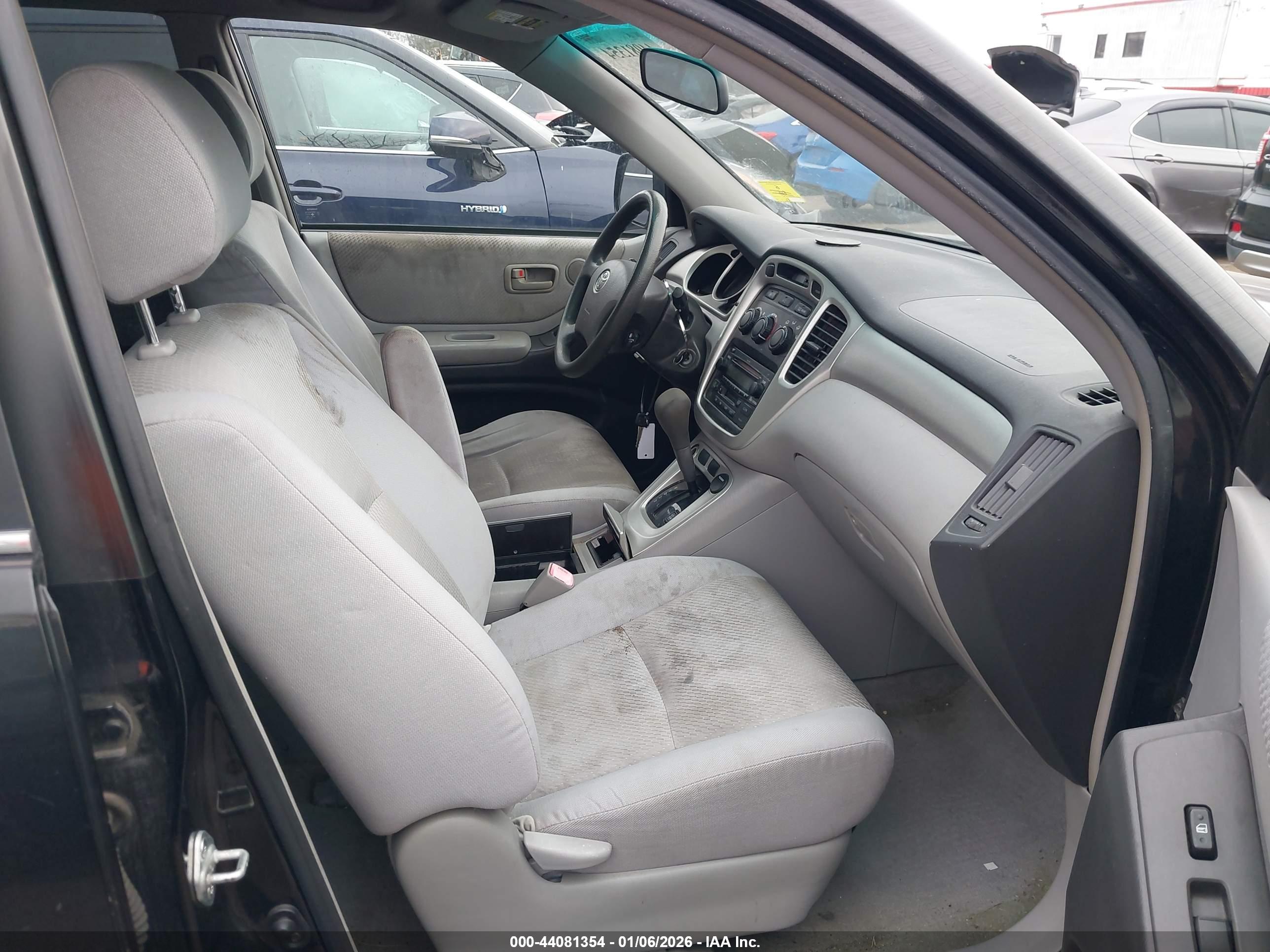 TOYOTA HIGHLANDER image 5