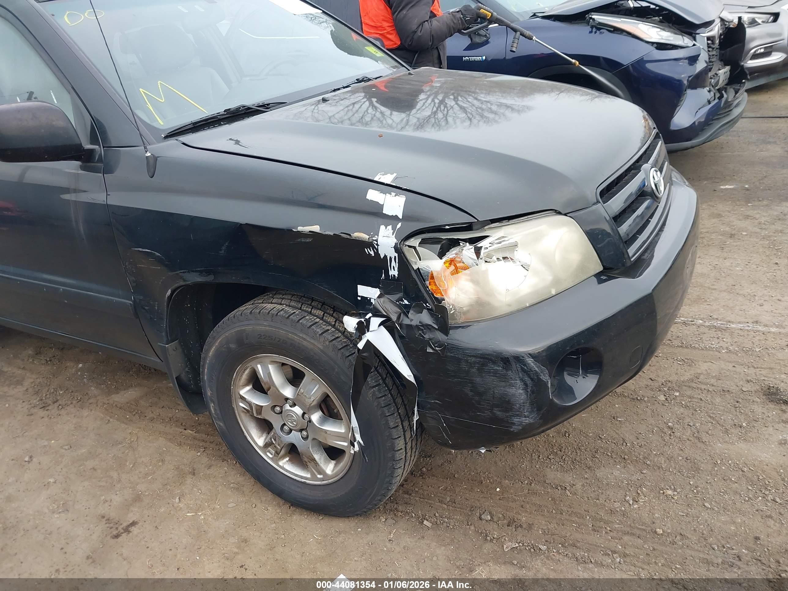 TOYOTA HIGHLANDER image 6