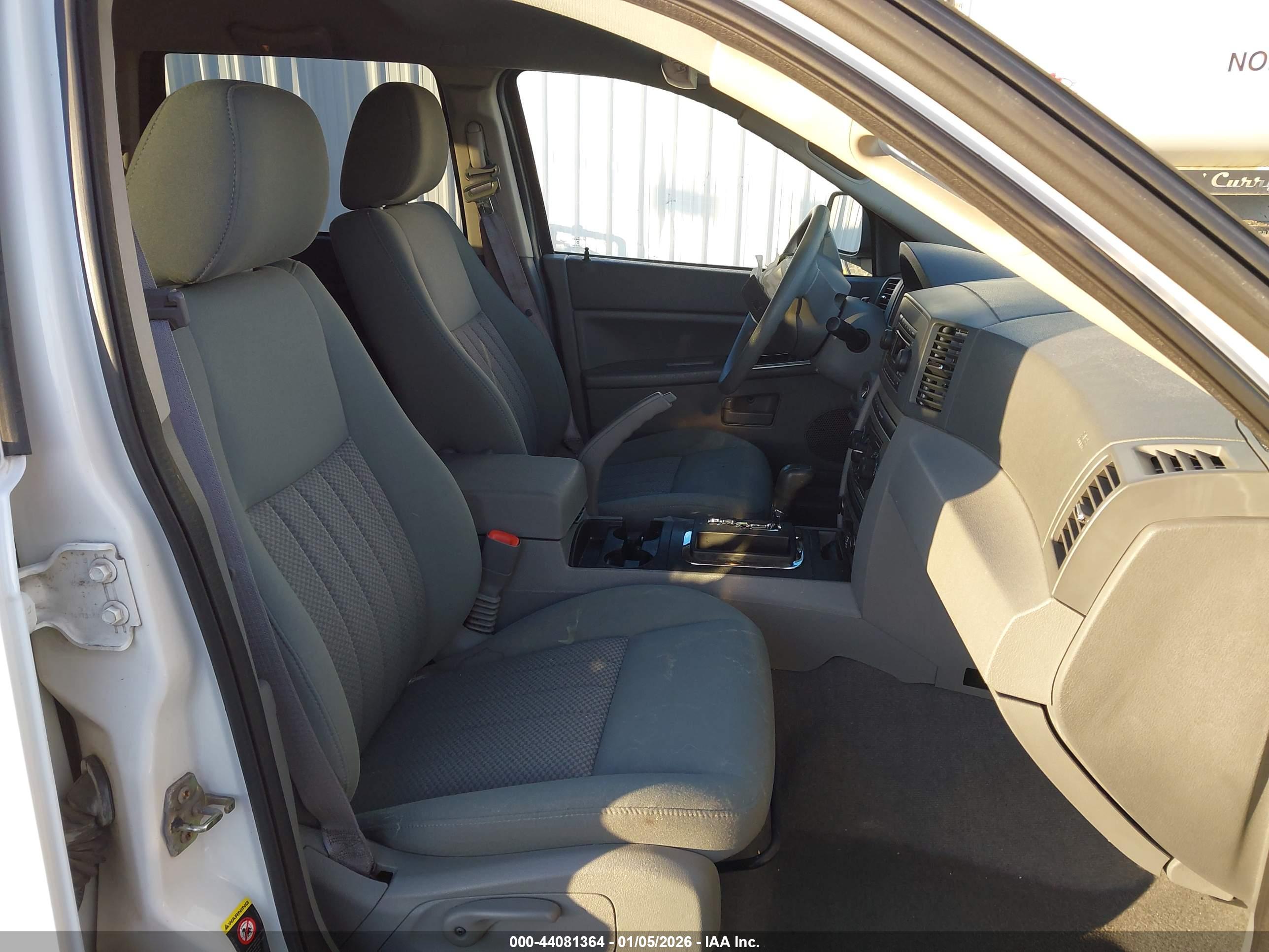 JEEP GRAND image 5