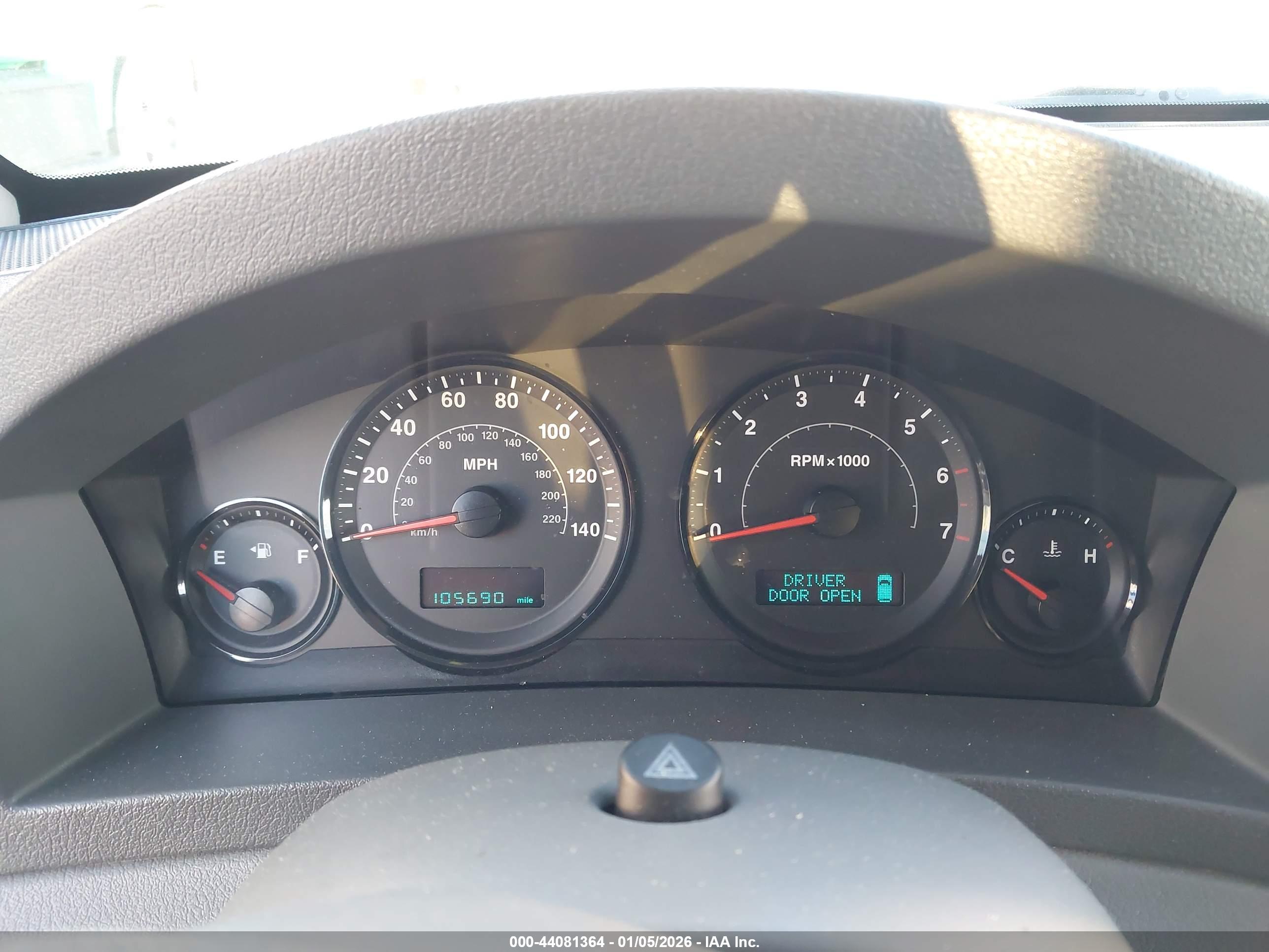 JEEP GRAND image 7