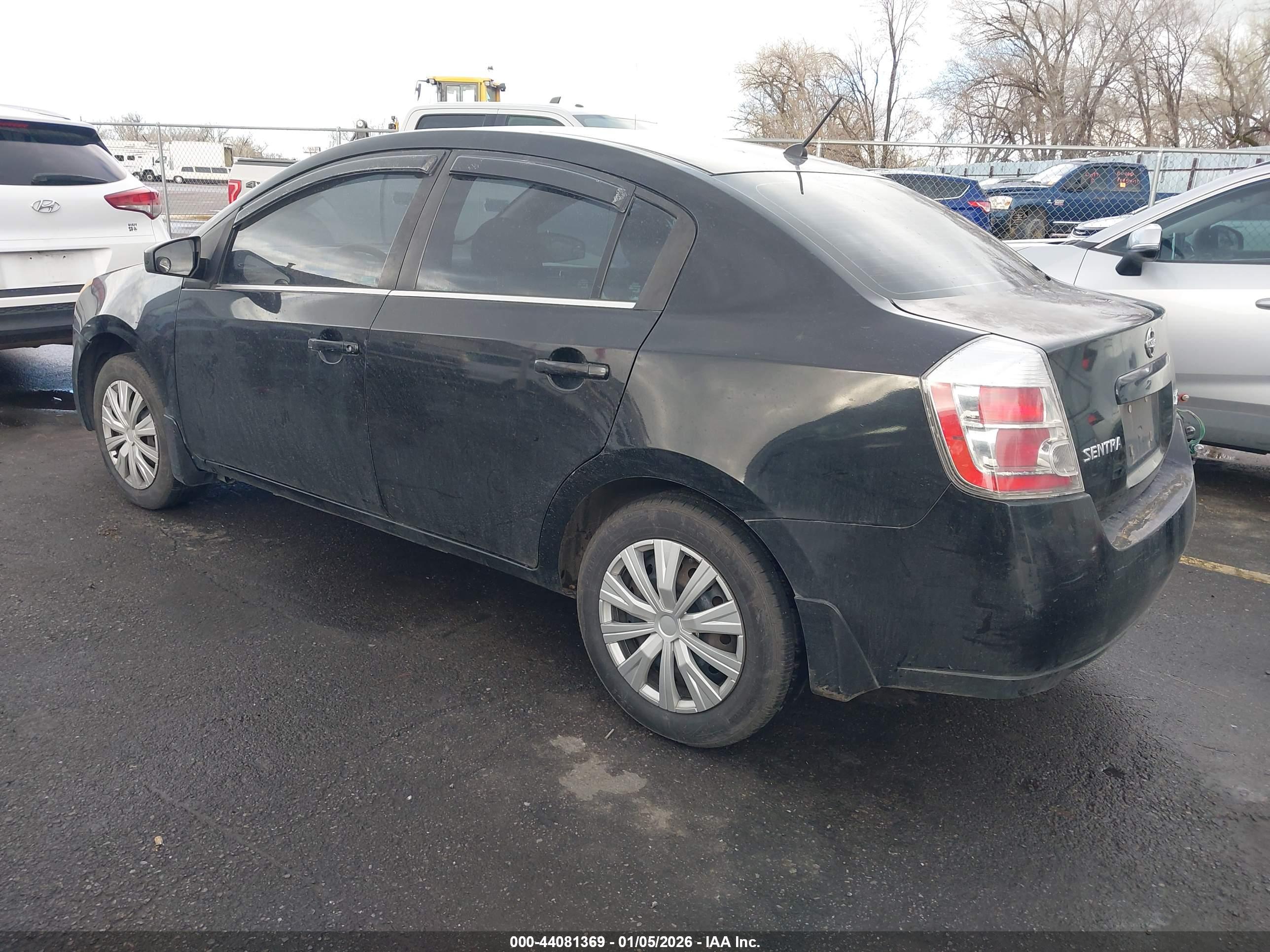 NISSAN SENTRA image 3