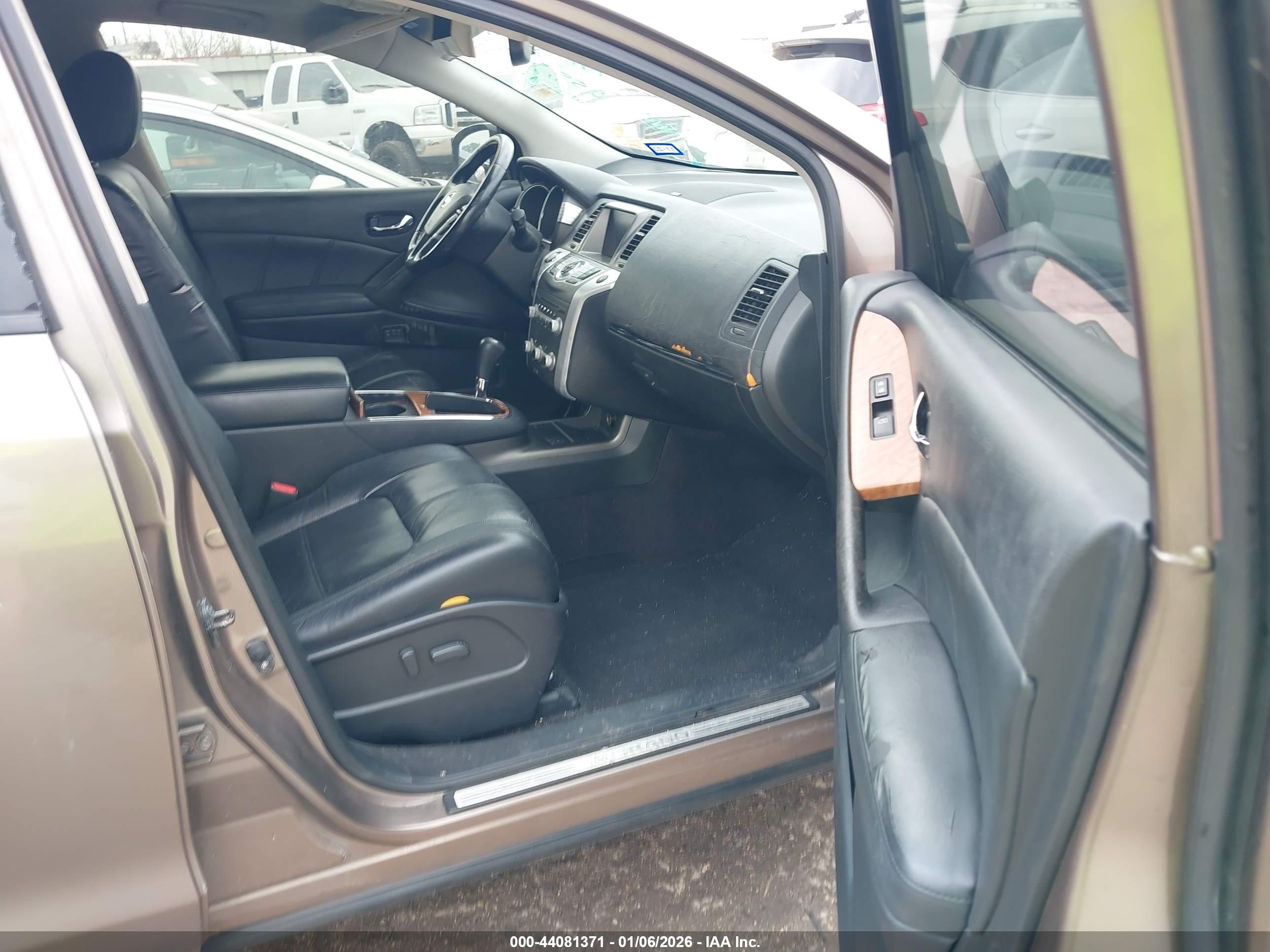 NISSAN MURANO image 5