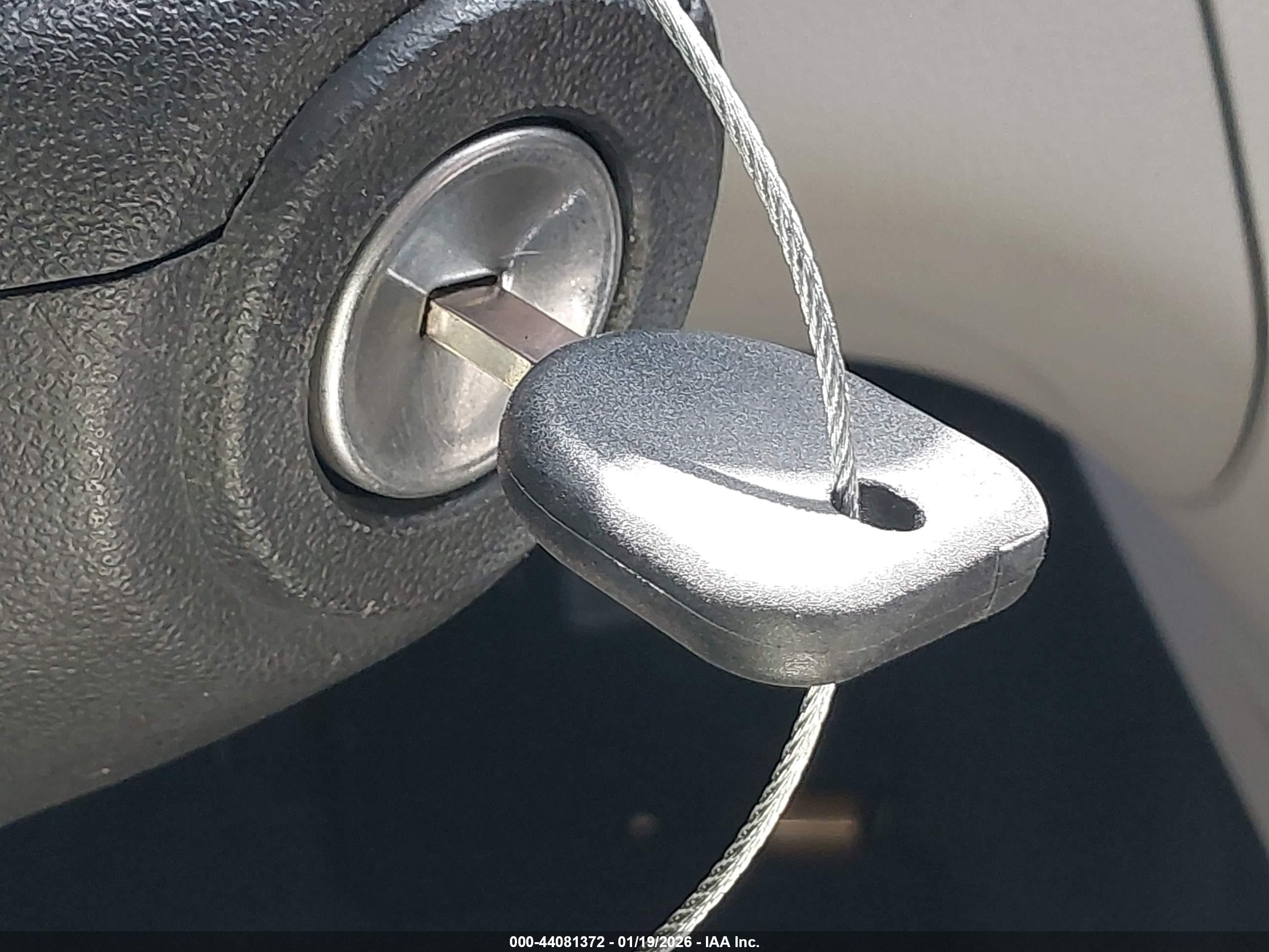 CHEVROLET EQUINOX image 11