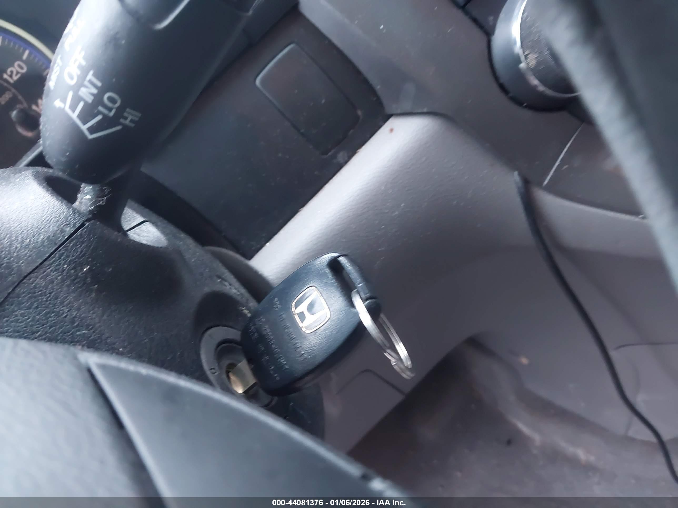 HONDA CR-V image 11