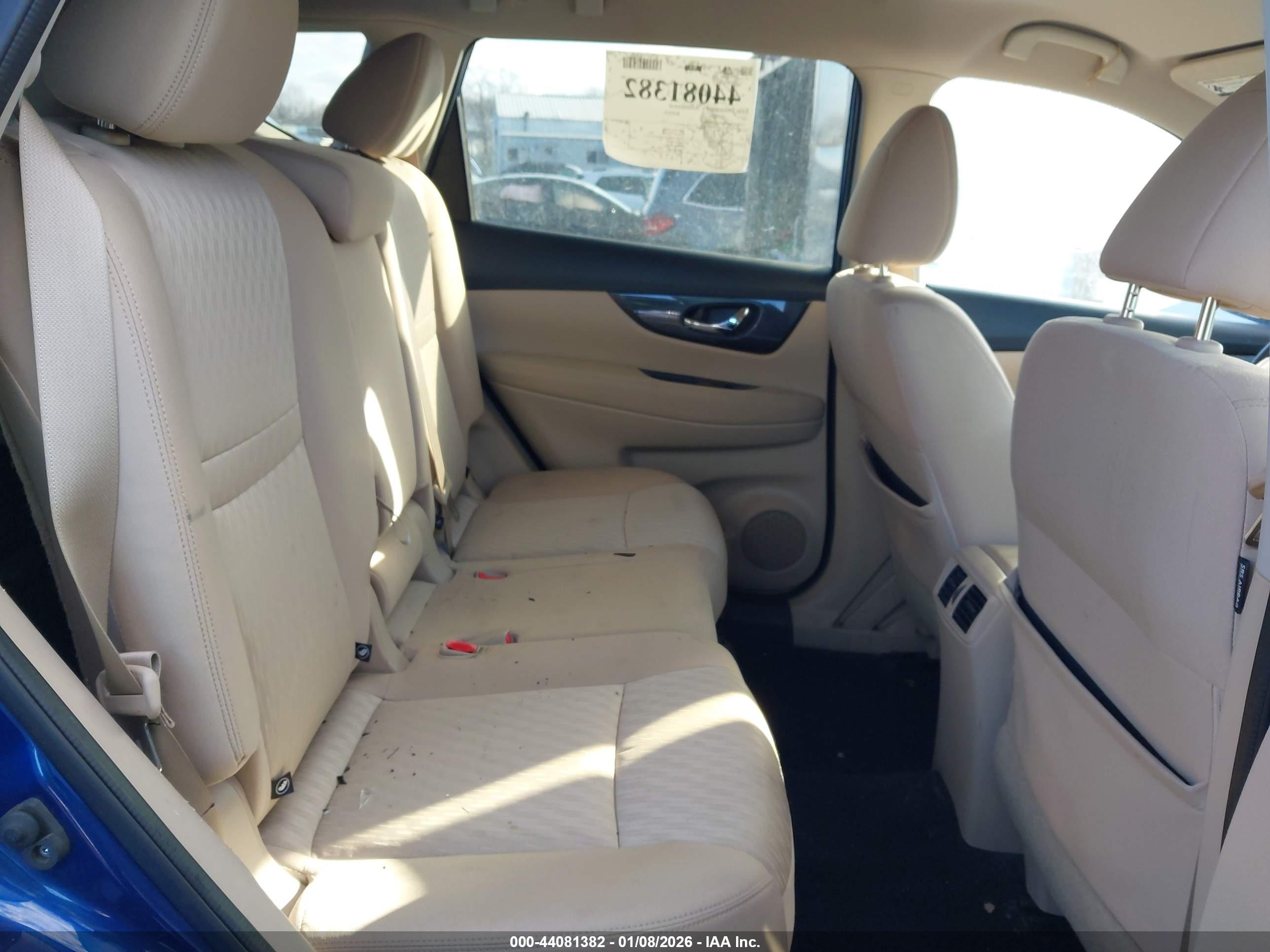 NISSAN ROGUE image 8