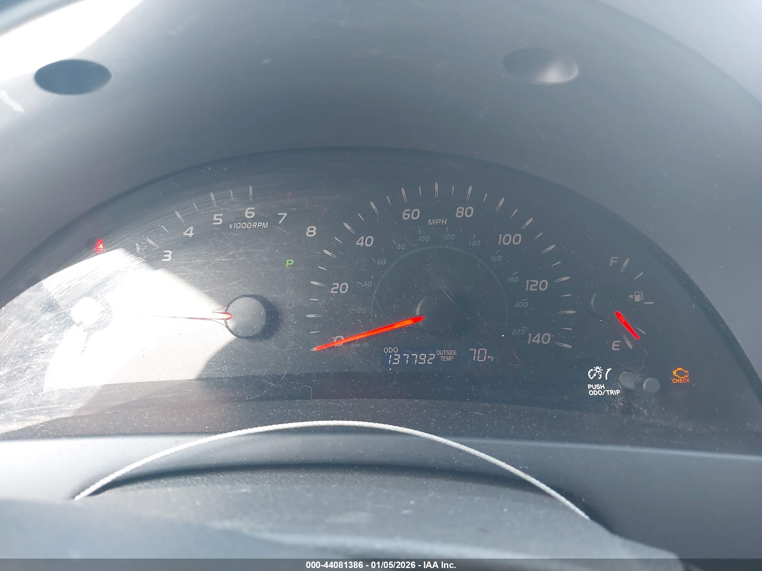 TOYOTA CAMRY image 7