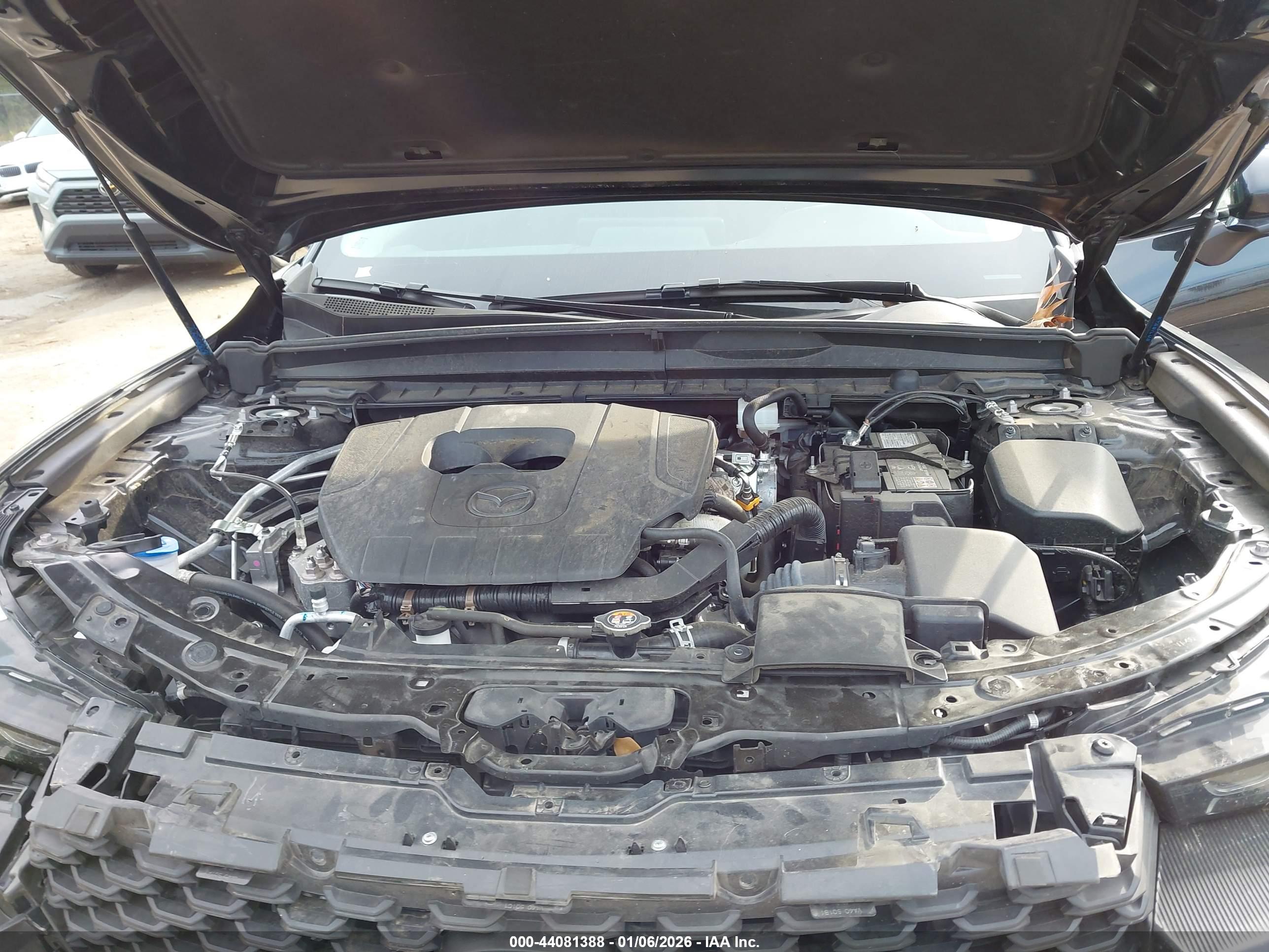 MAZDA CX-50 image 10