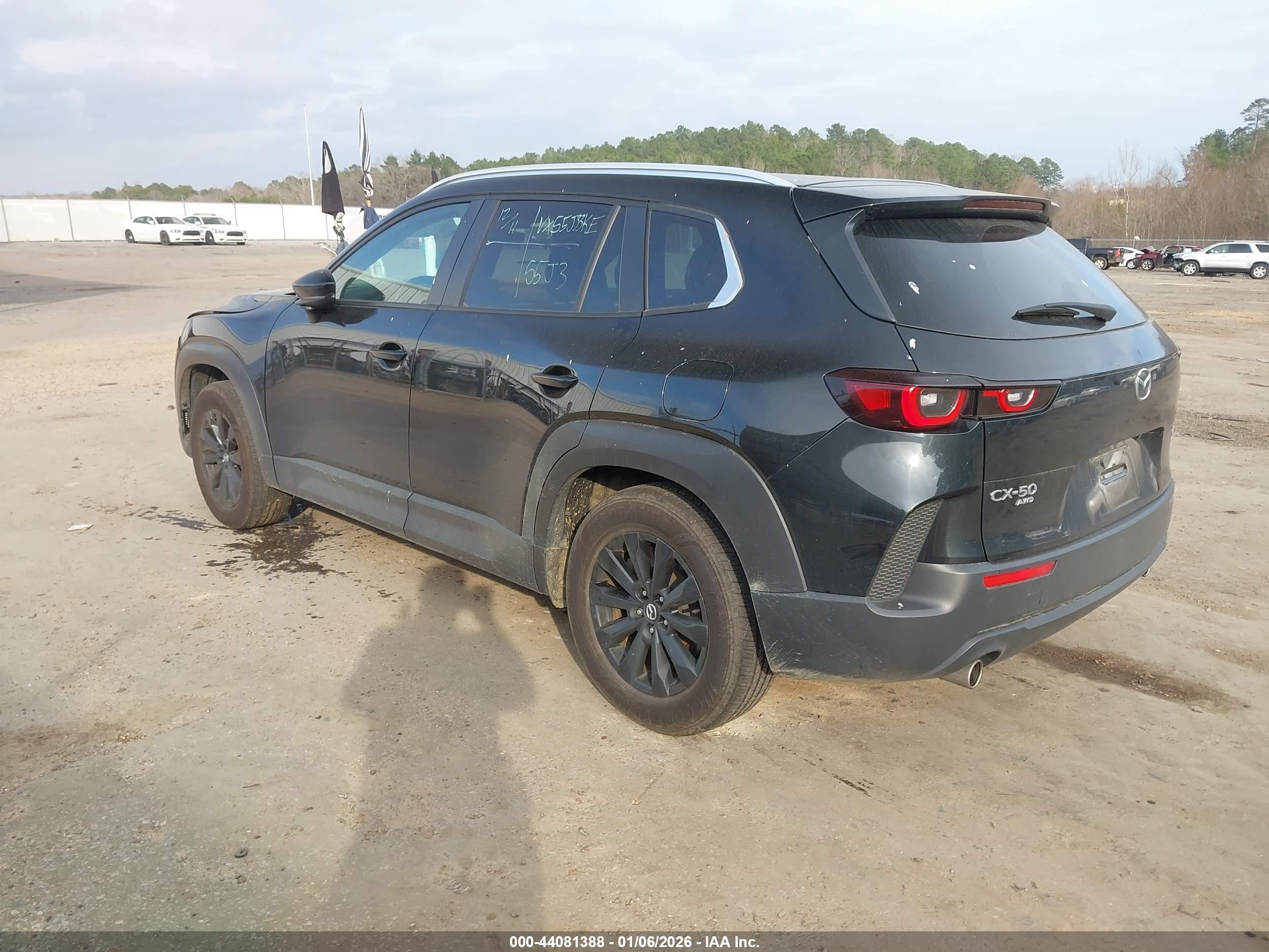 MAZDA CX-50 image 3