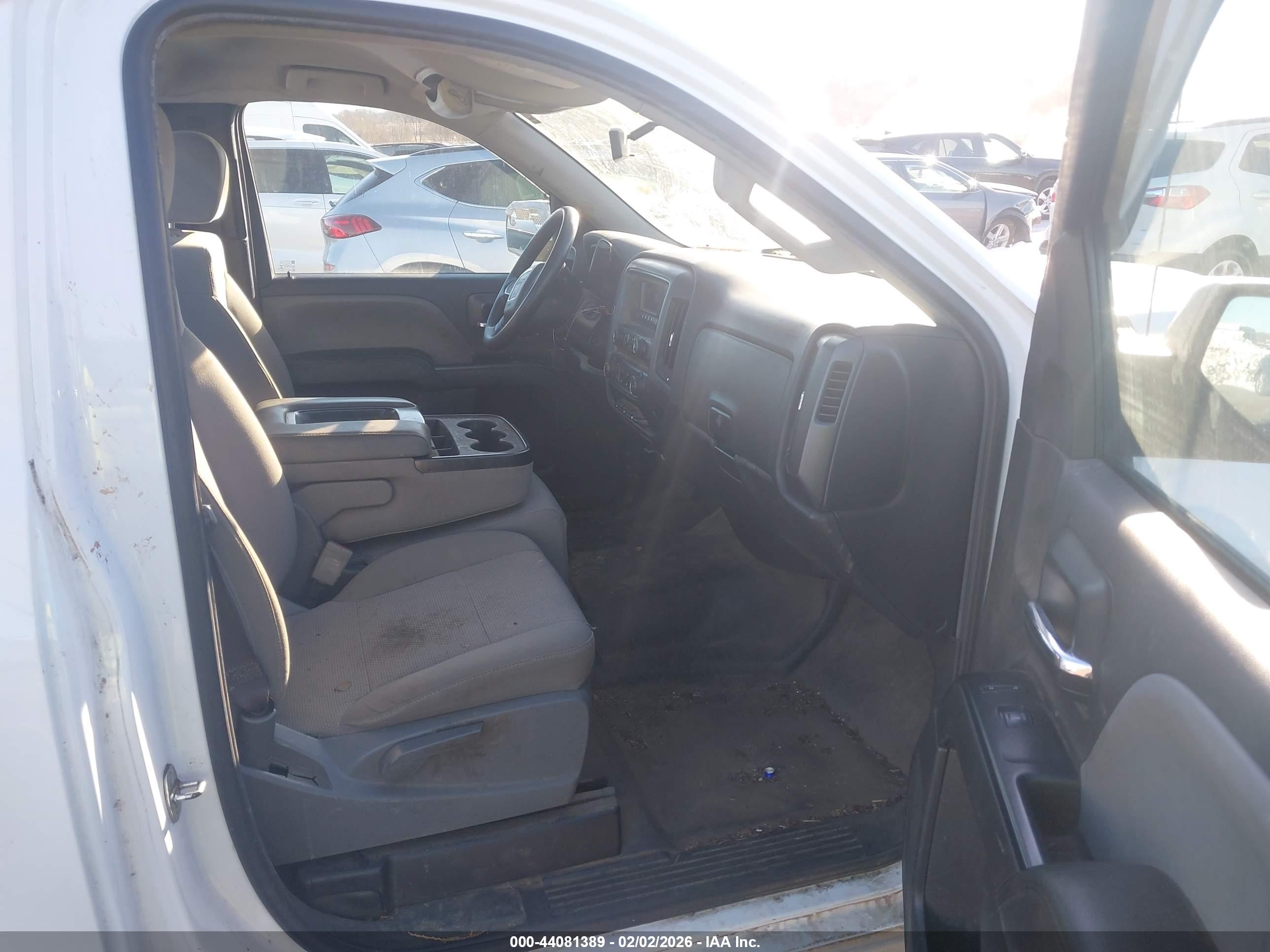 GMC SIERRA image 5