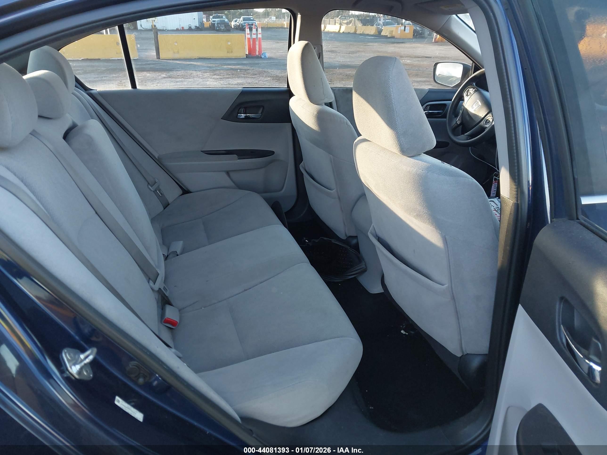 HONDA ACCORD image 8
