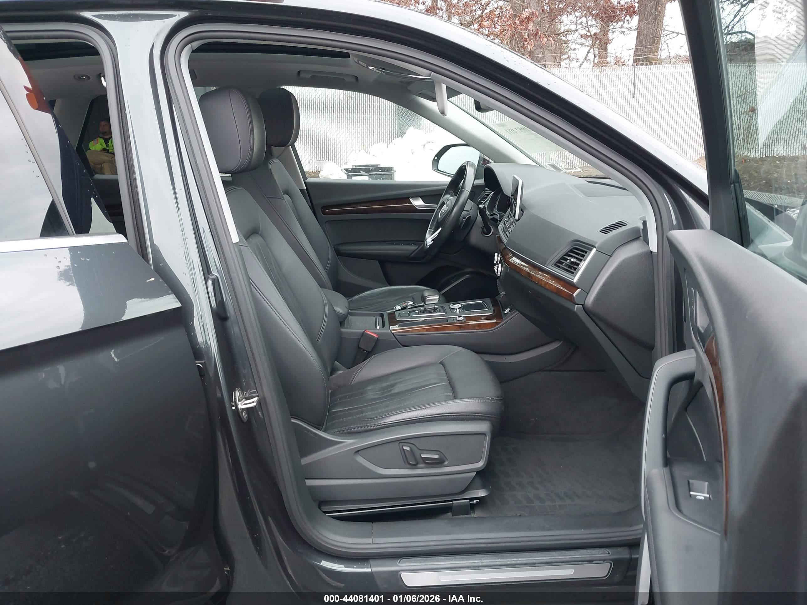 AUDI Q5 image 5