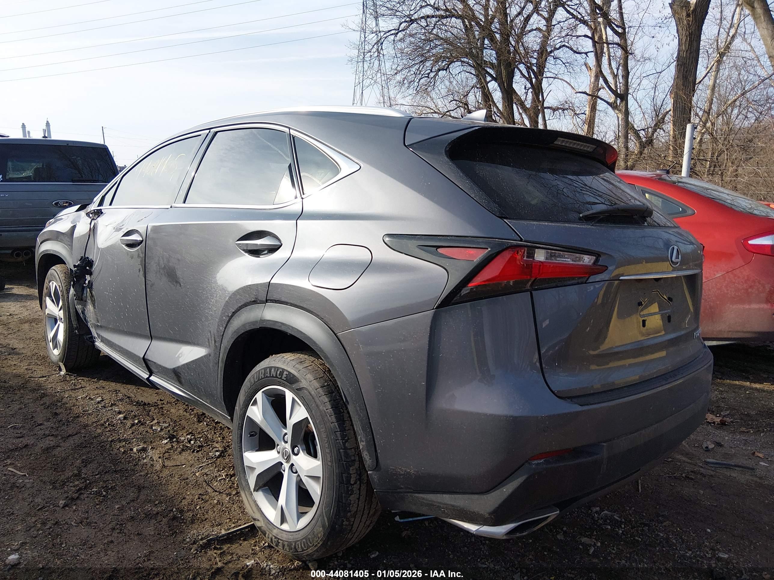 LEXUS NX image 3