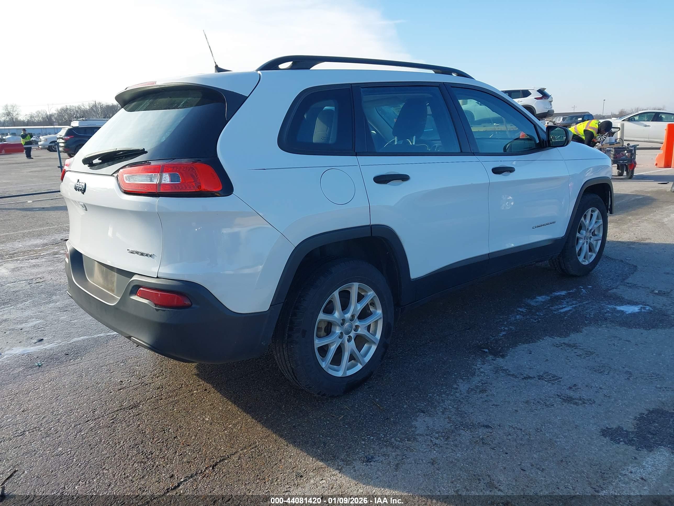 JEEP CHEROKEE image 4