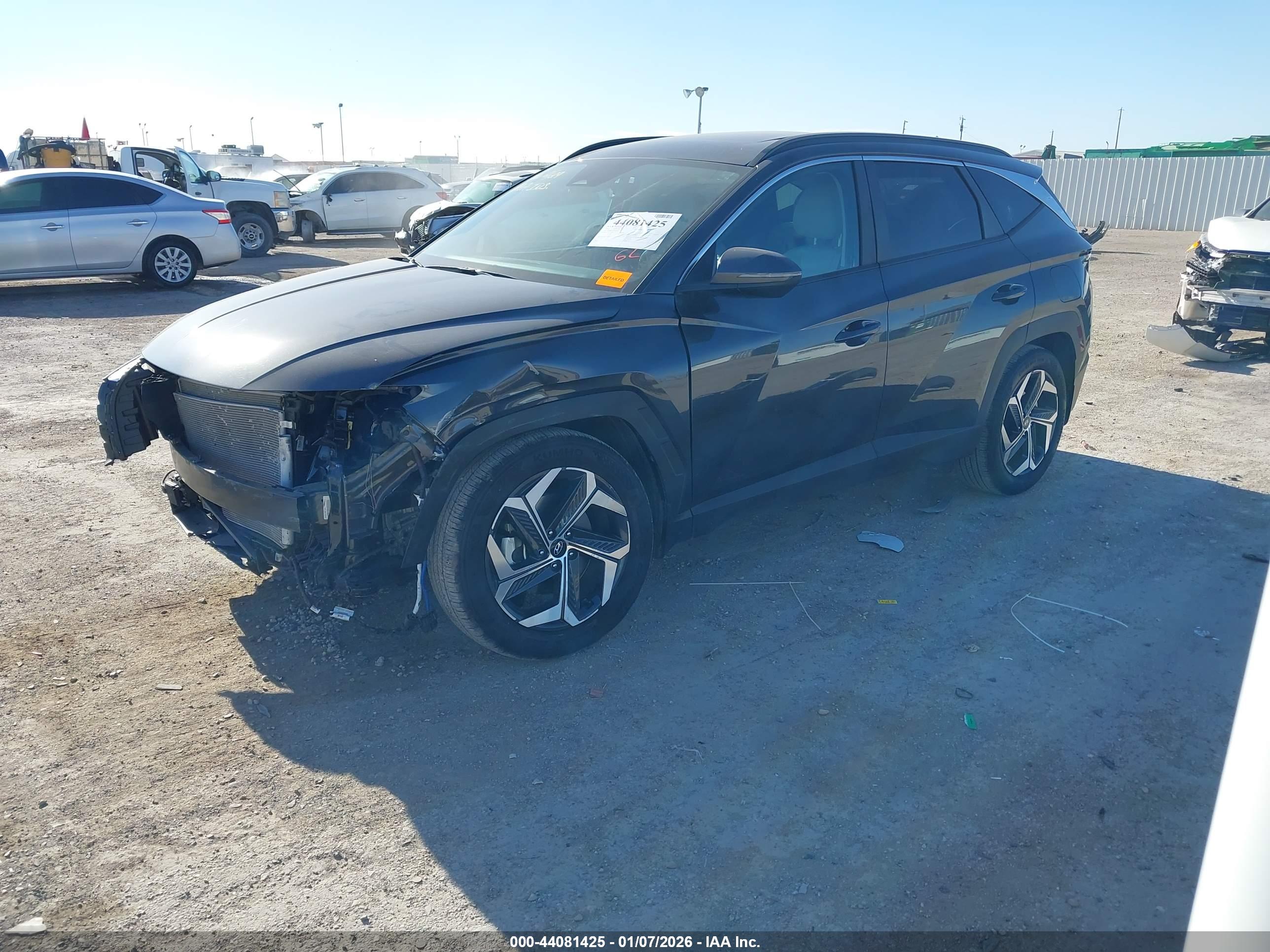 HYUNDAI TUCSON image 2