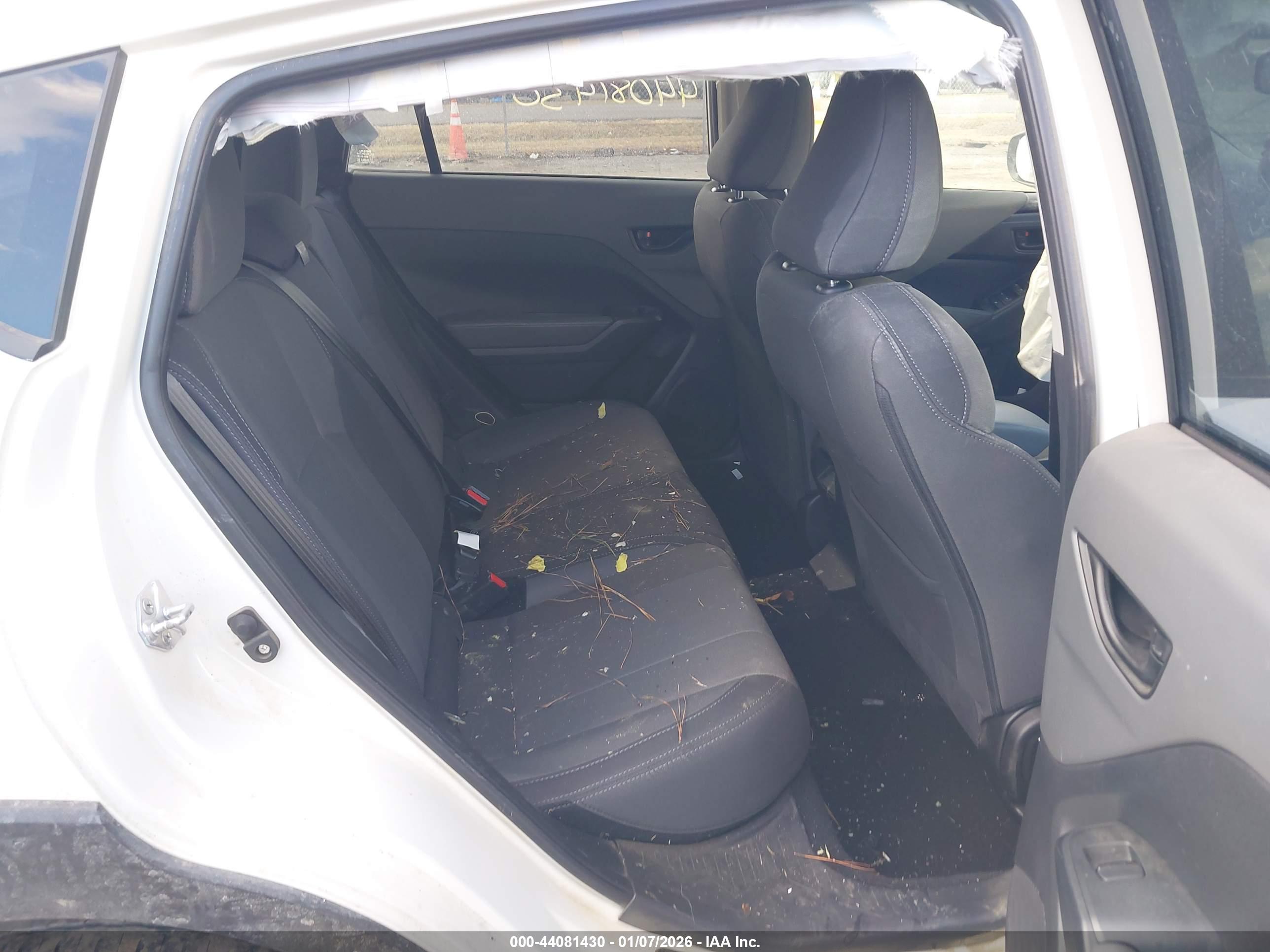 SUBARU CROSSTREK image 8