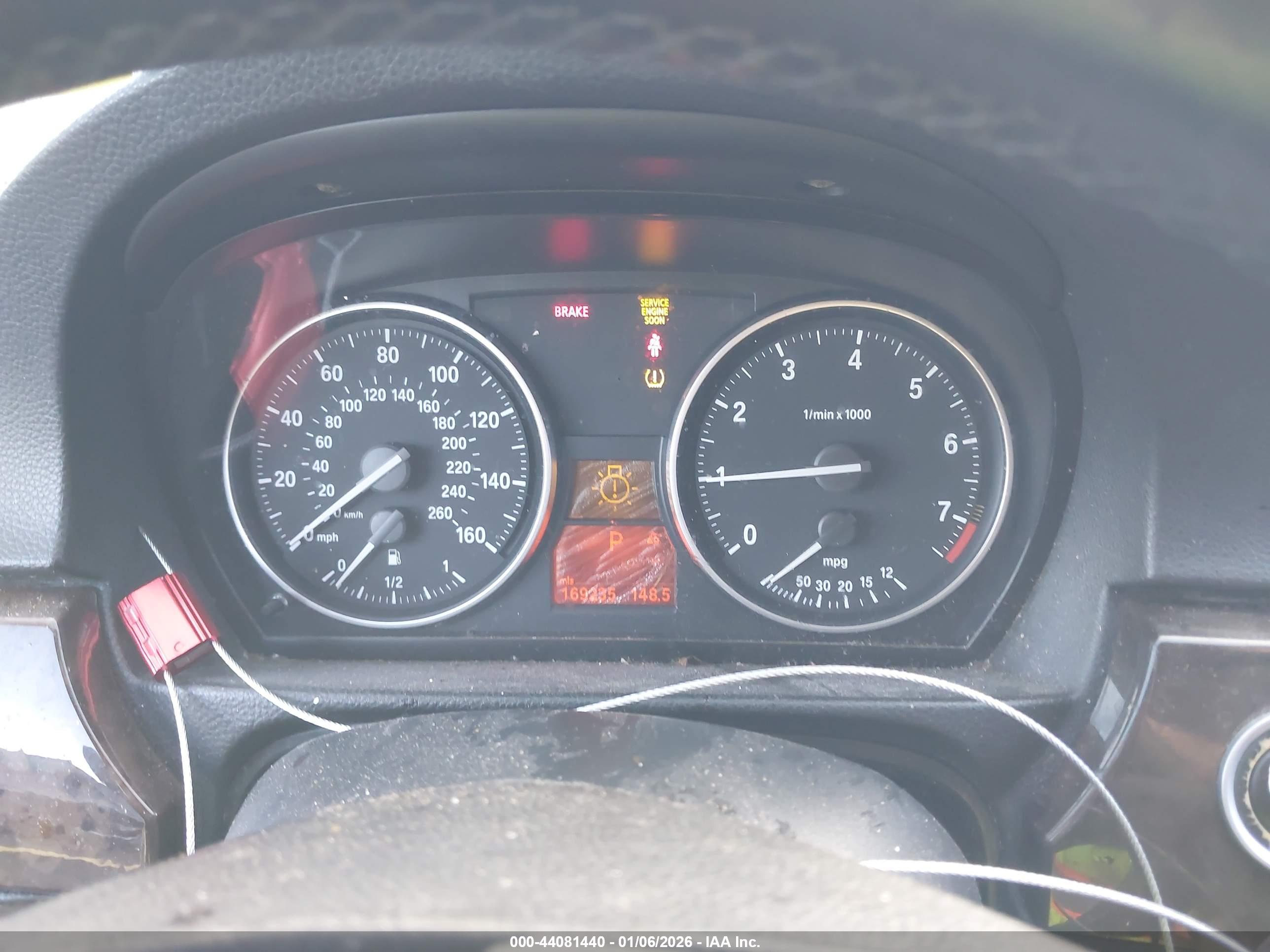BMW 328I image 7