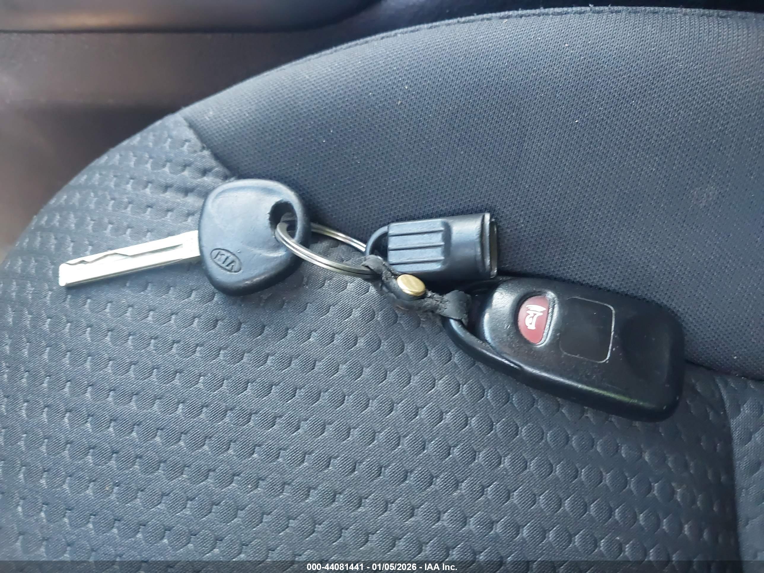 KIA SORENTO image 11