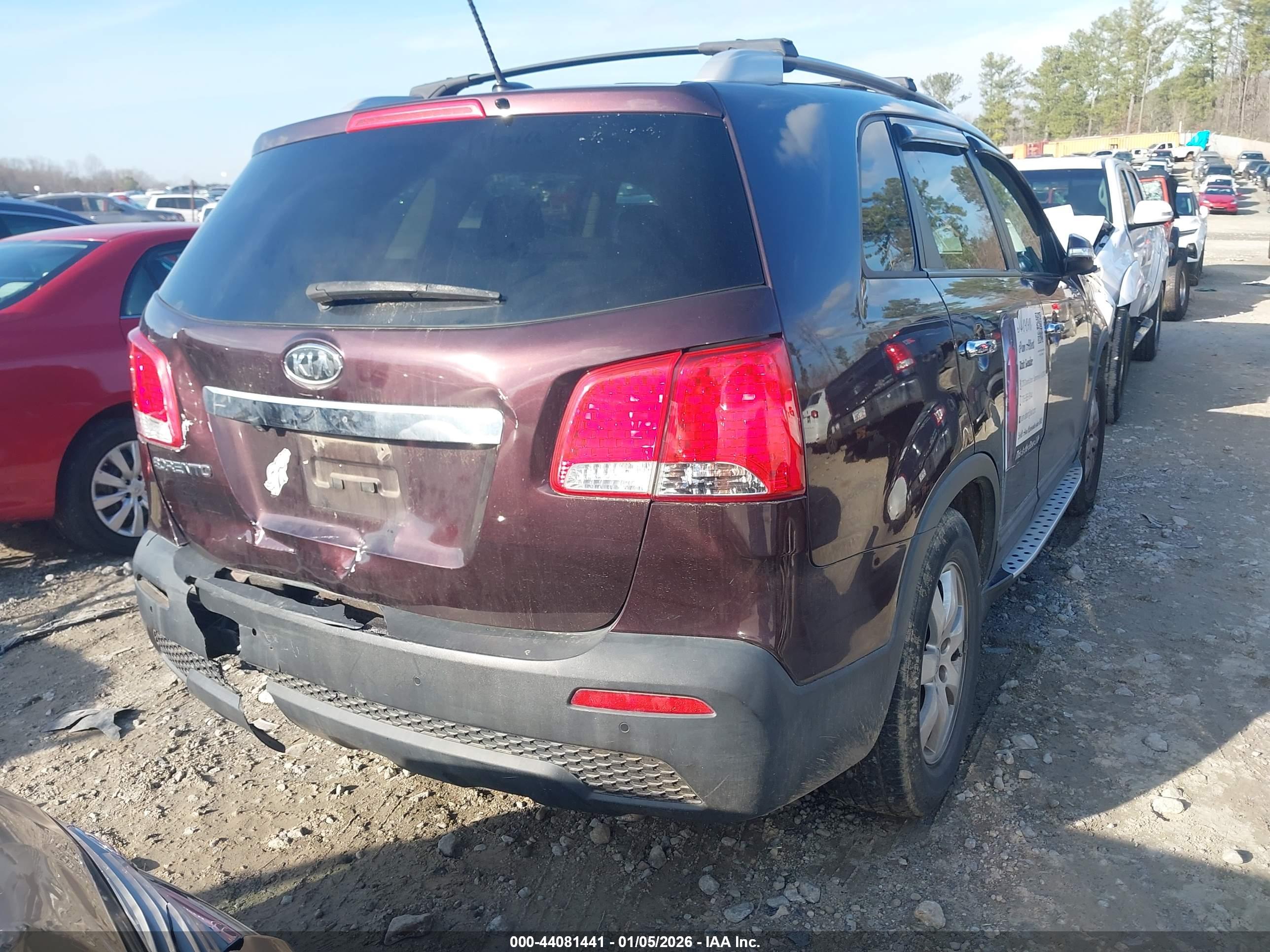 KIA SORENTO image 4
