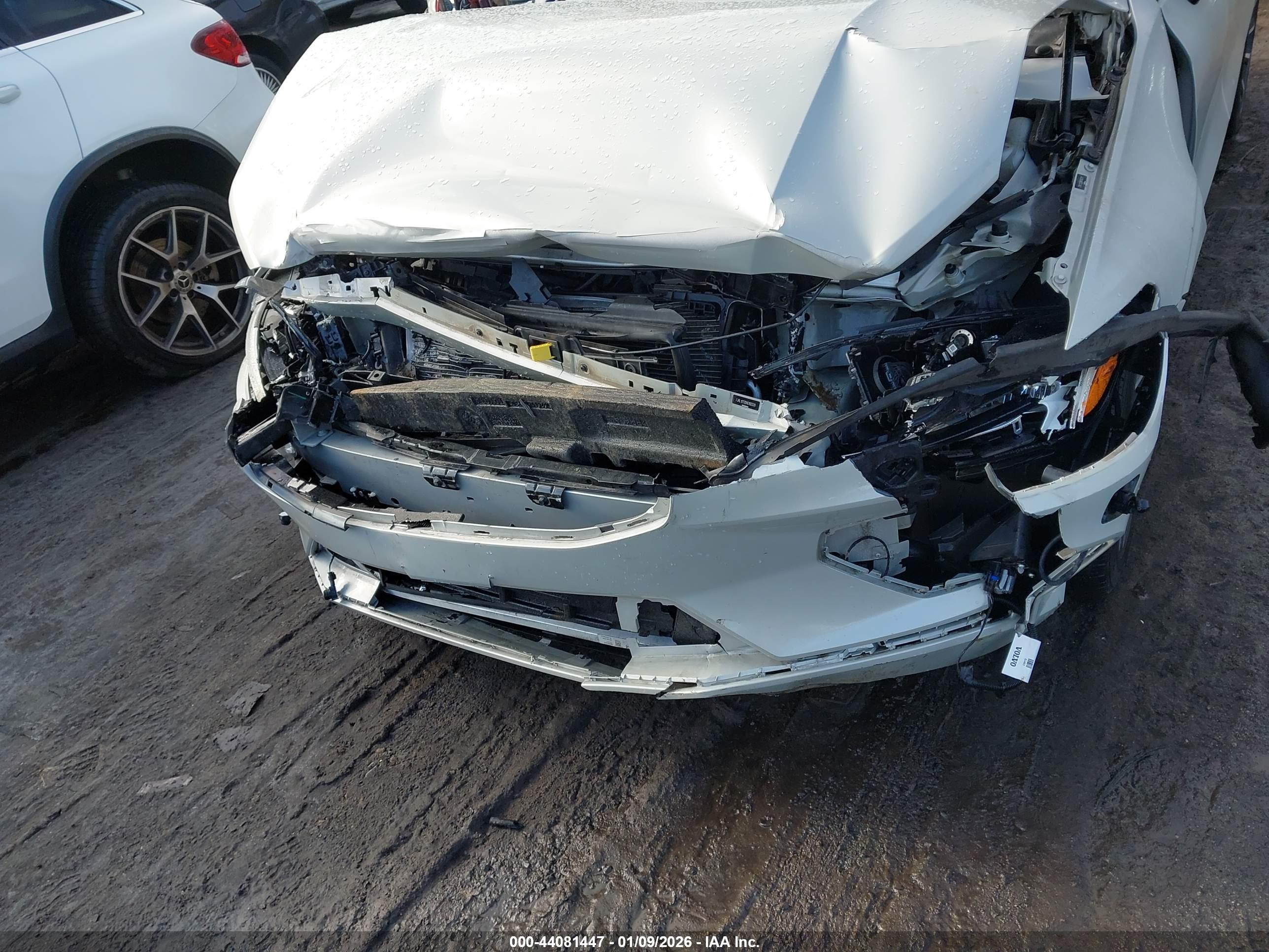VOLVO S60 image 6