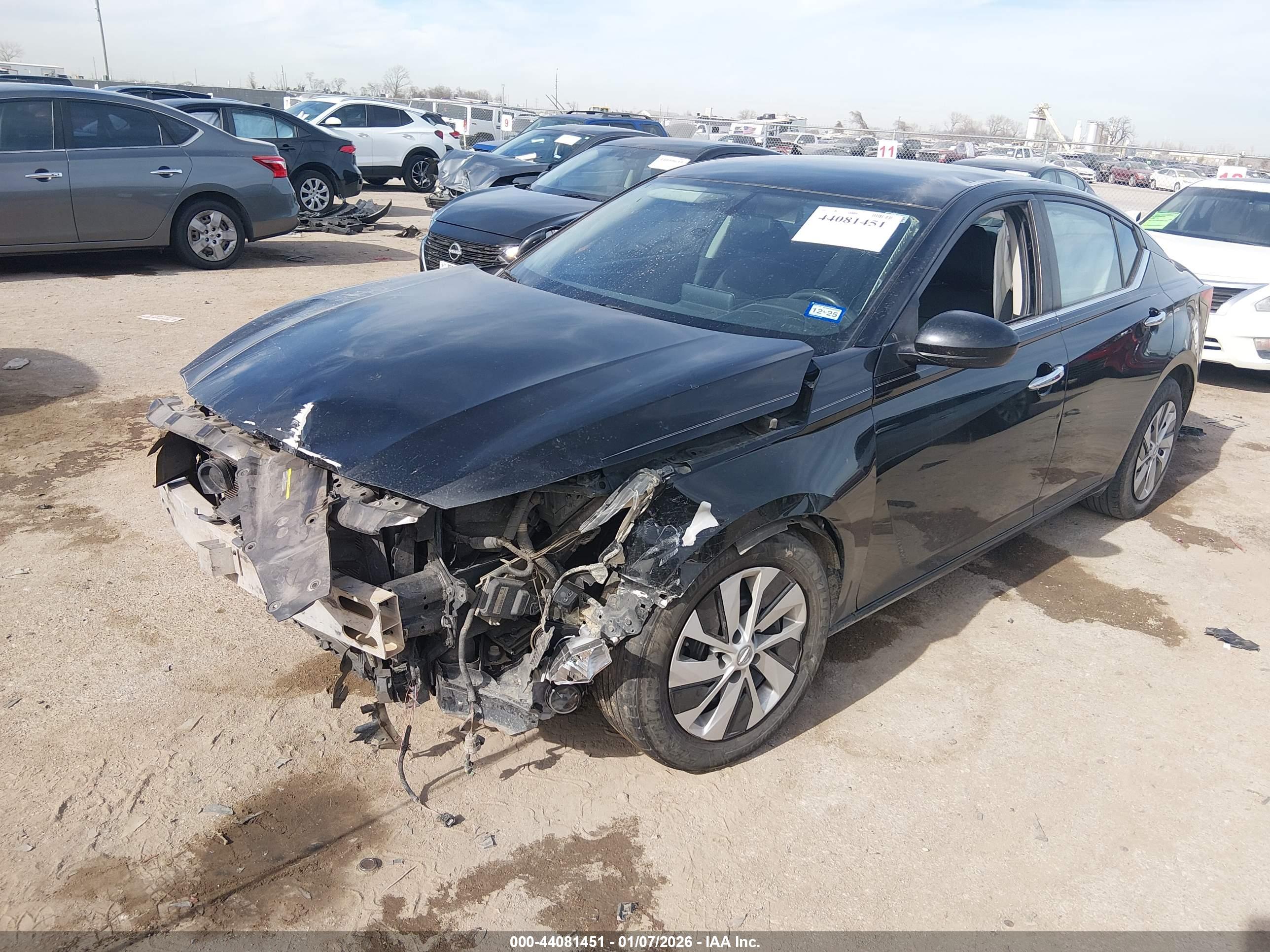 NISSAN ALTIMA image 2