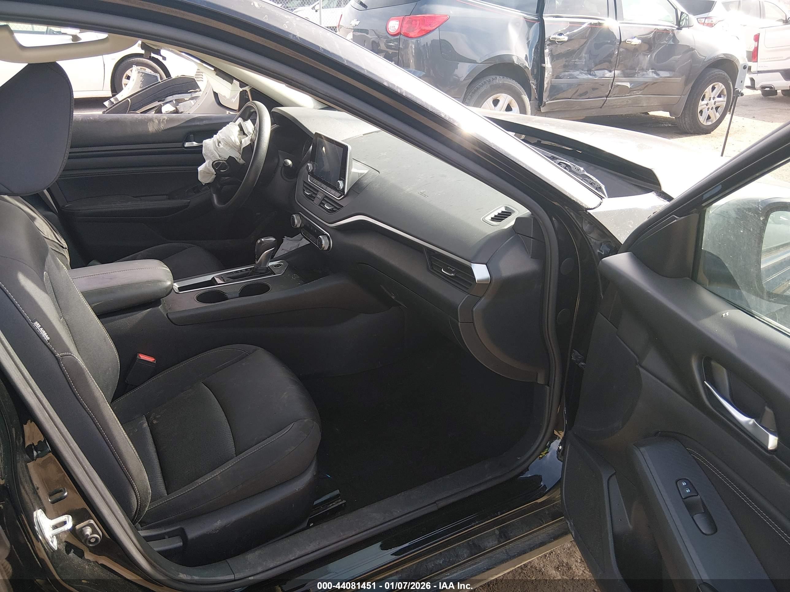 NISSAN ALTIMA image 5