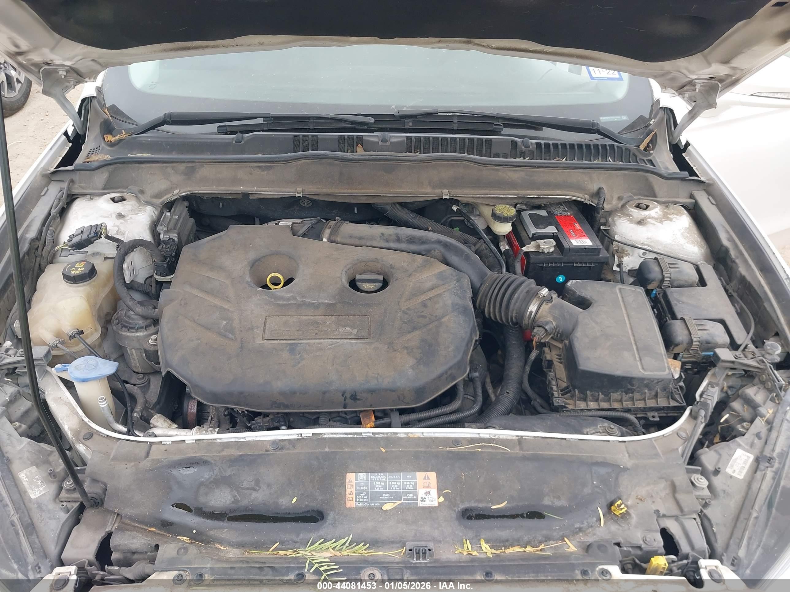 FORD FUSION image 10