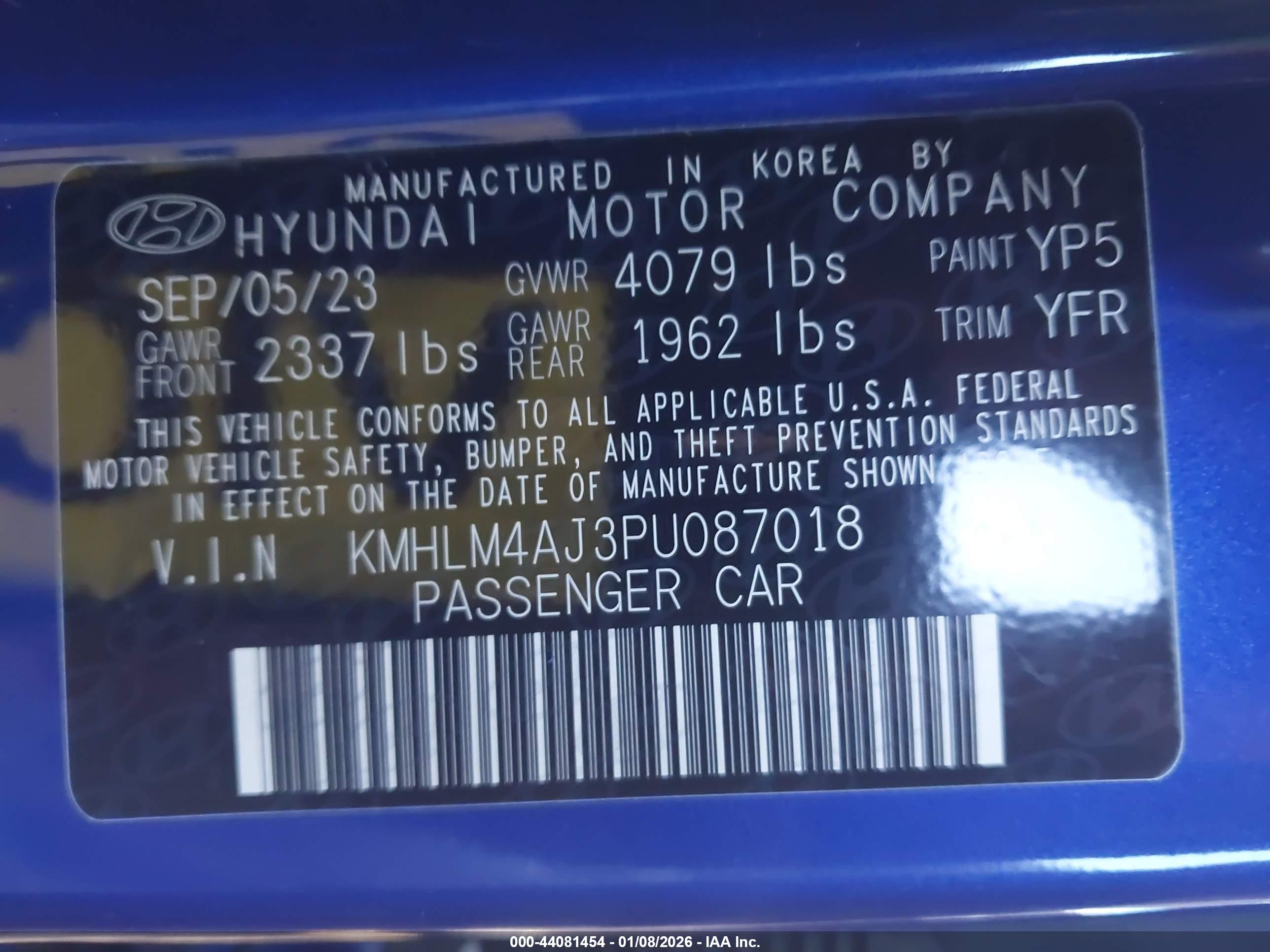 HYUNDAI ELANTRA image 9