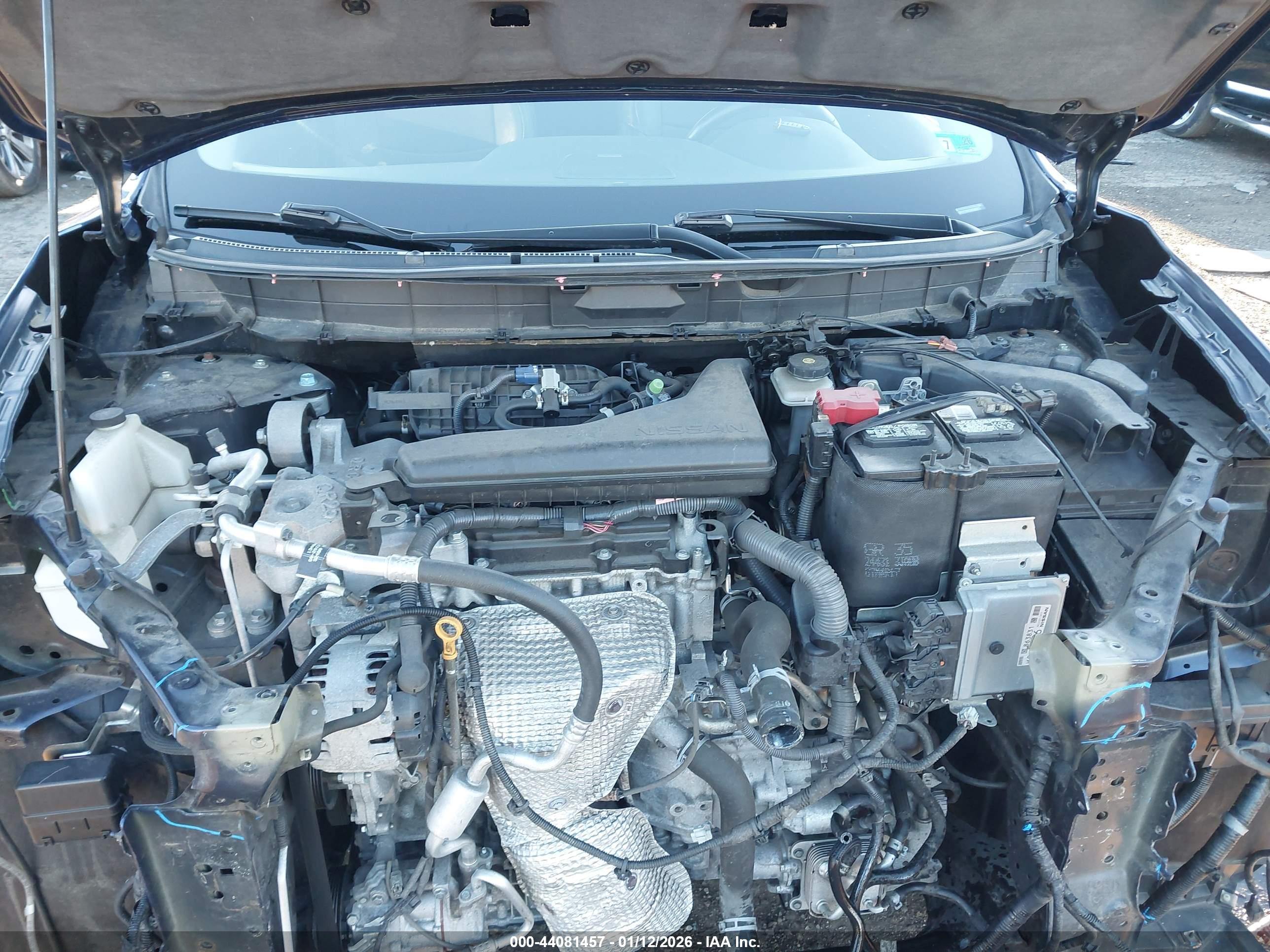 NISSAN ROGUE image 10