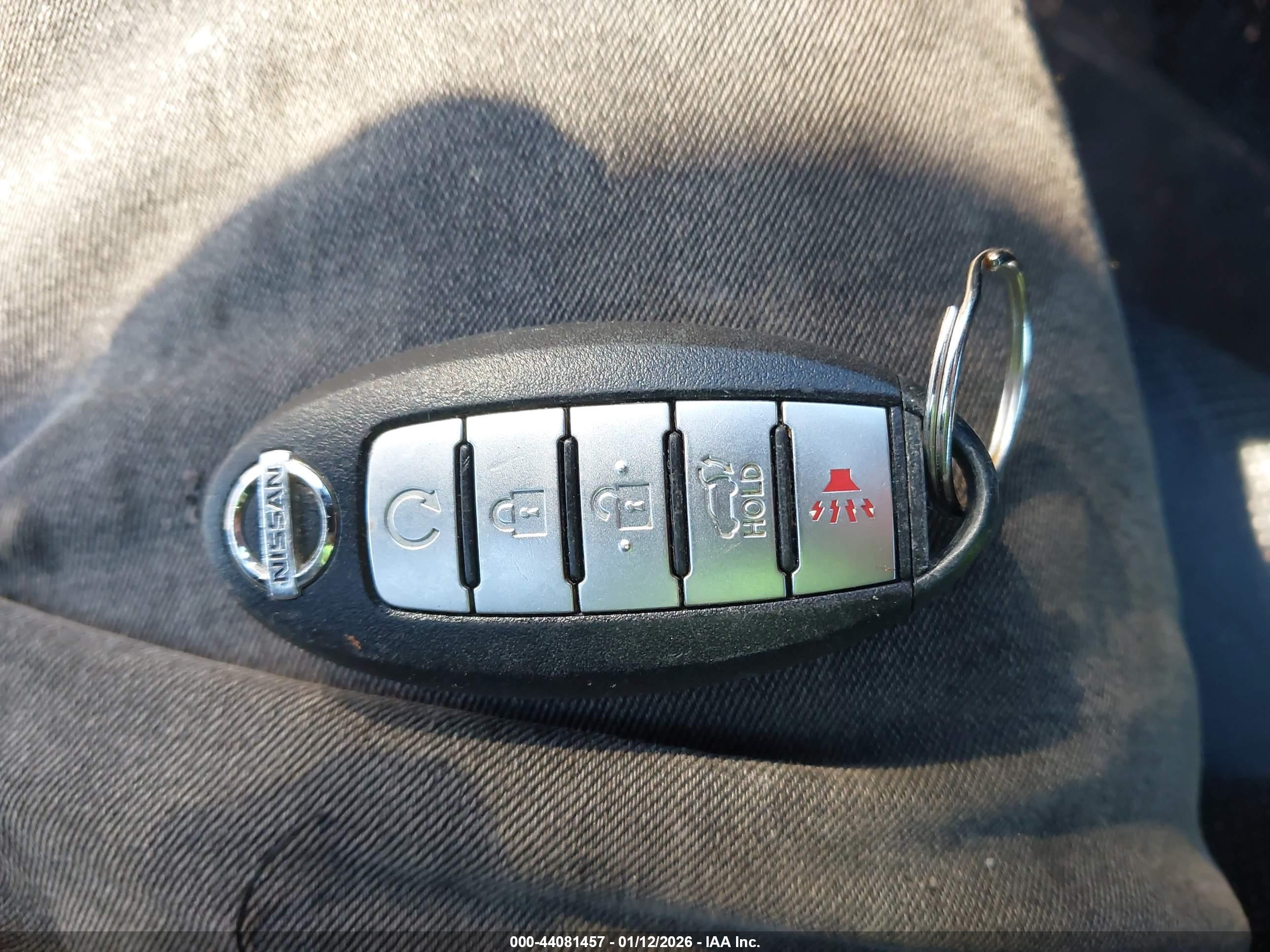 NISSAN ROGUE image 11