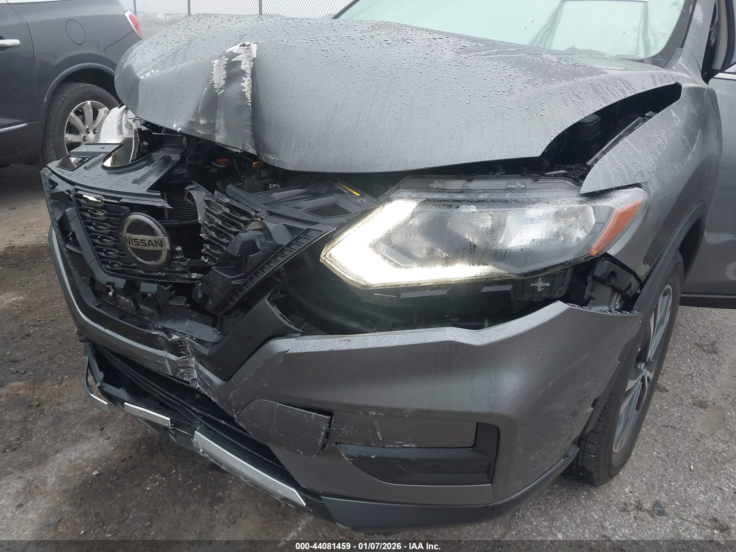 NISSAN ROGUE image 6