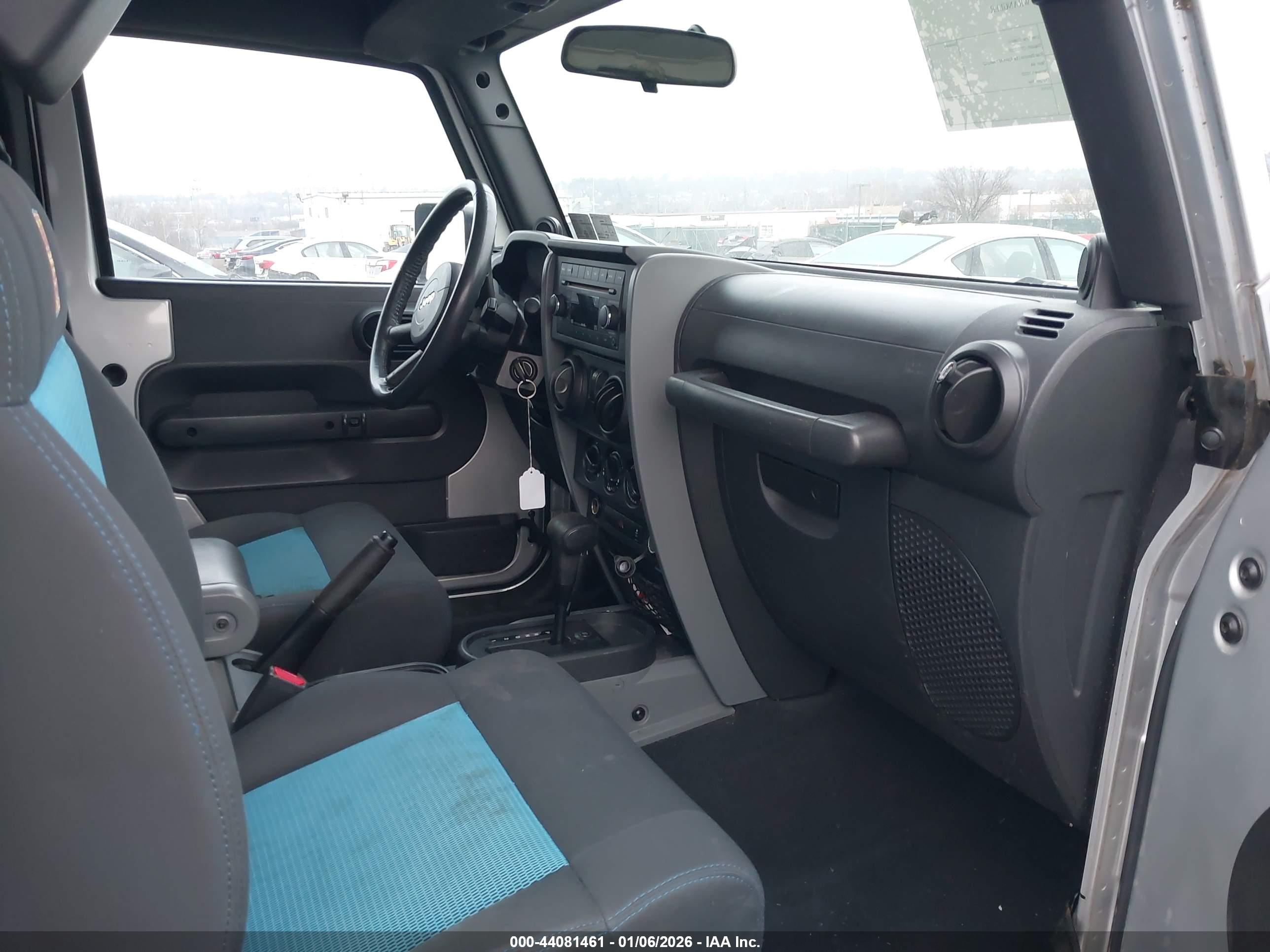 JEEP WRANGLER image 5