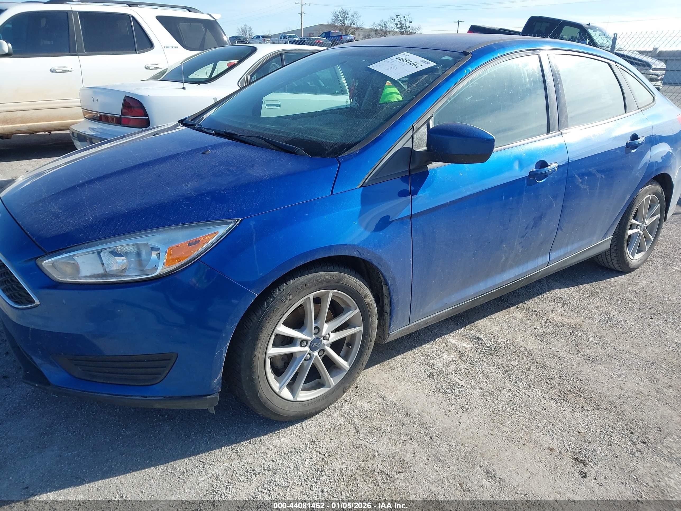 FORD FOCUS image 2