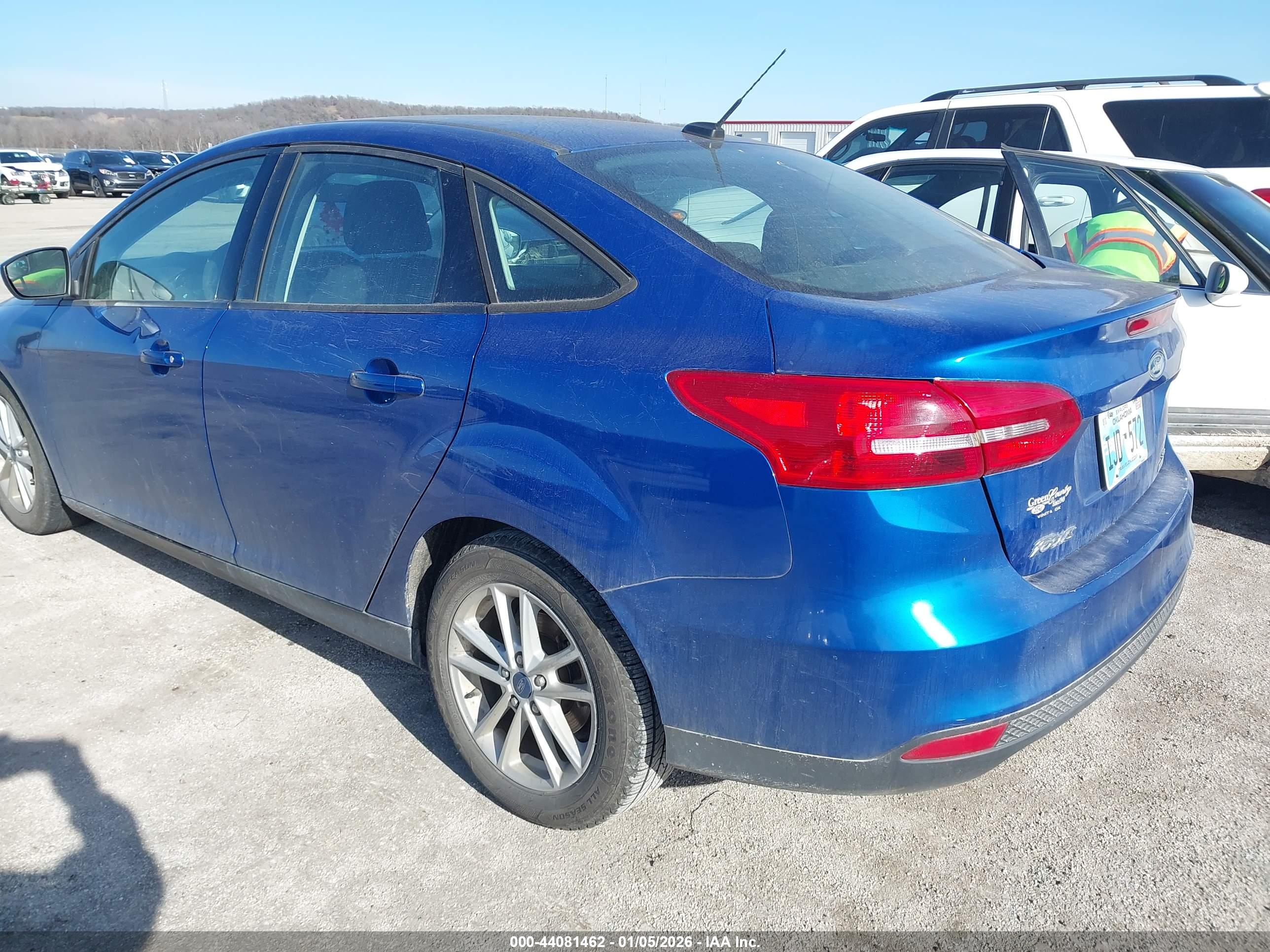 FORD FOCUS image 3