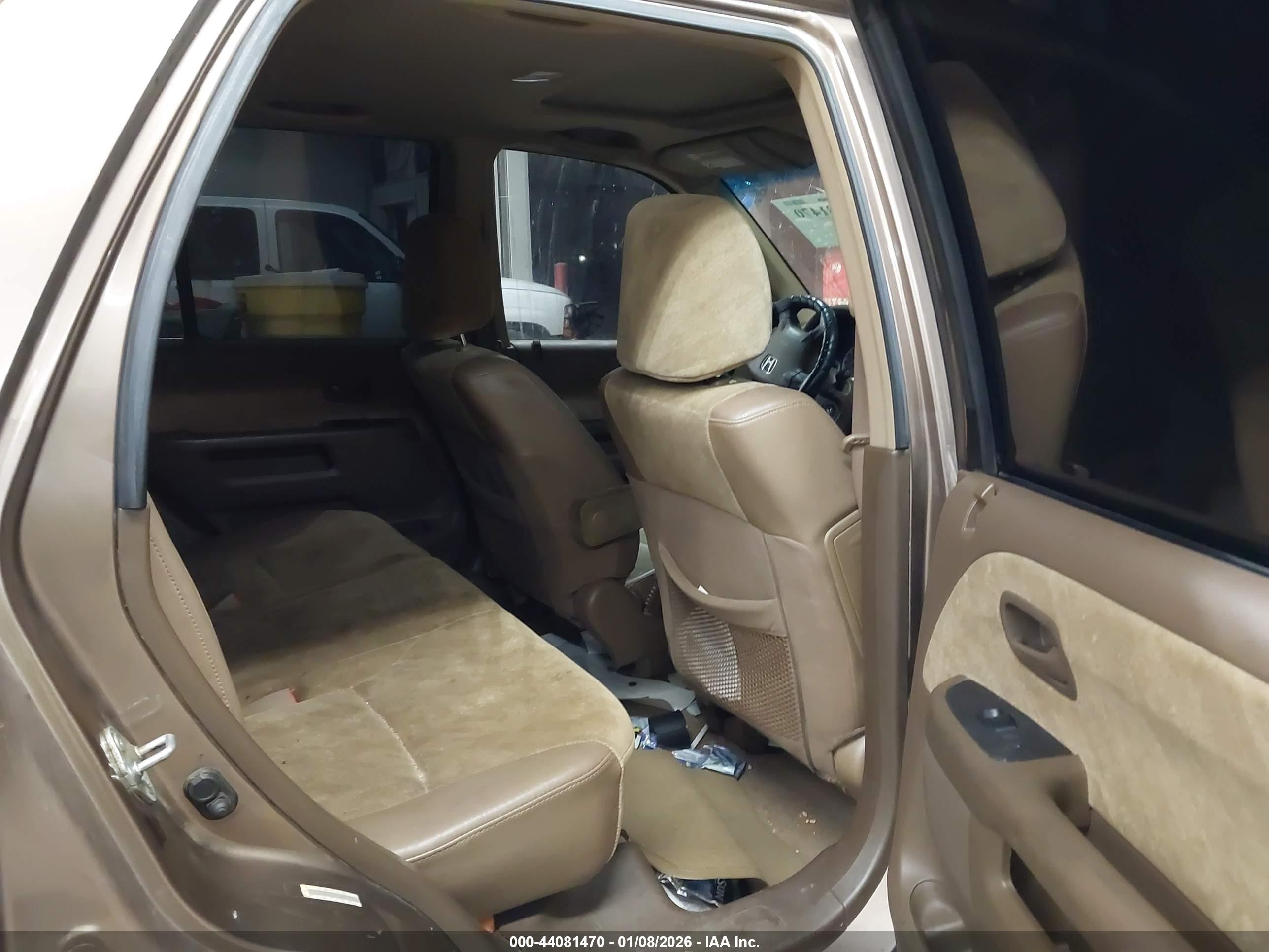 HONDA CR-V image 8