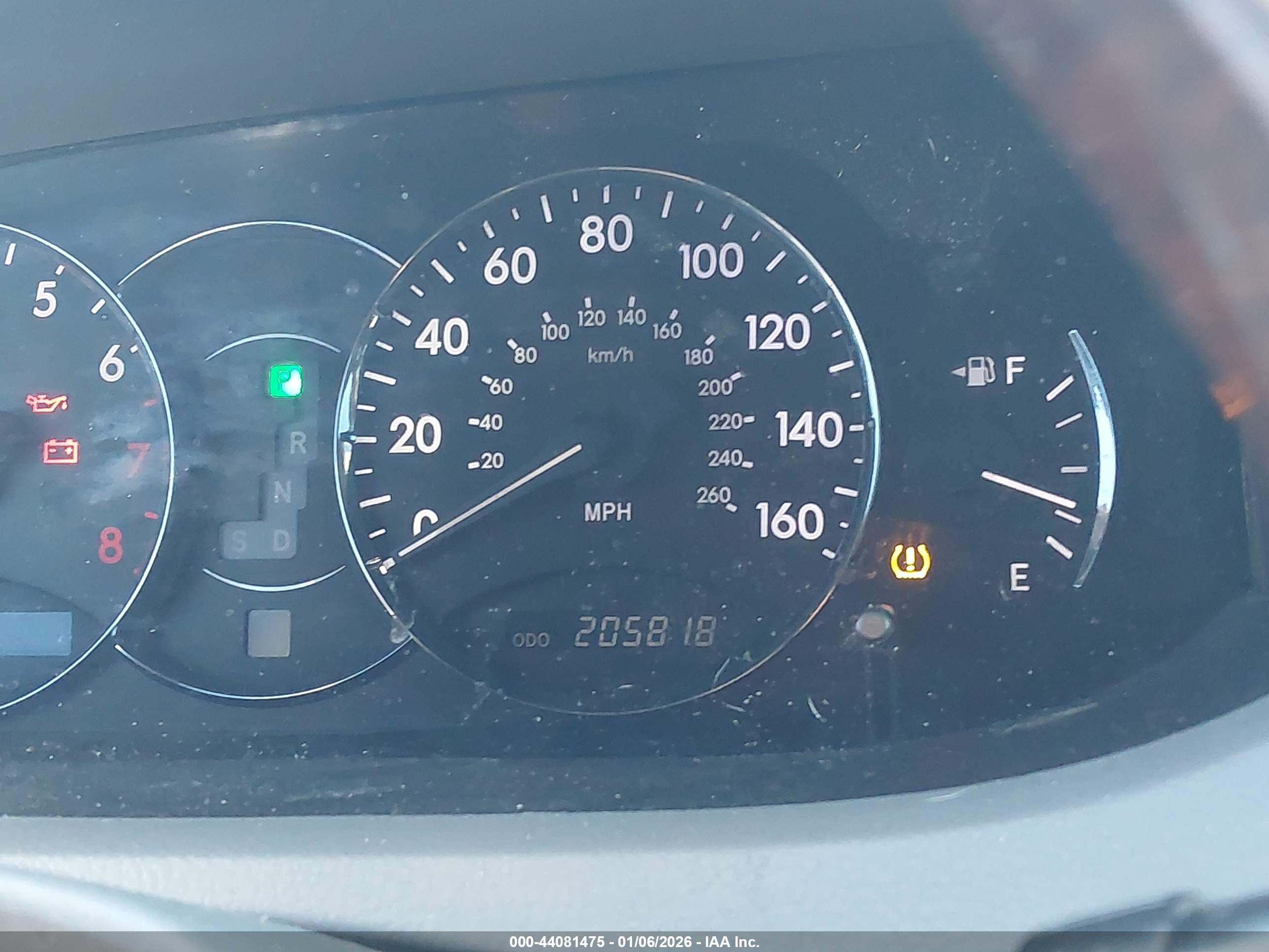 TOYOTA AVALON image 7